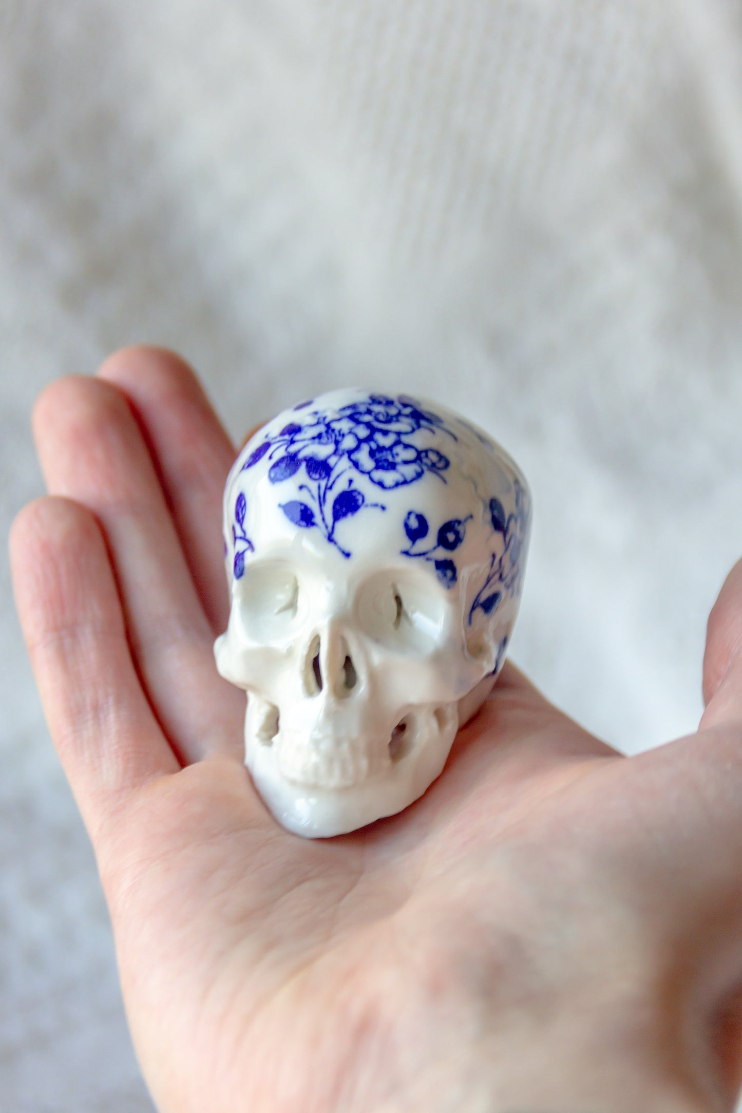 Czaszka porcelanowa mini