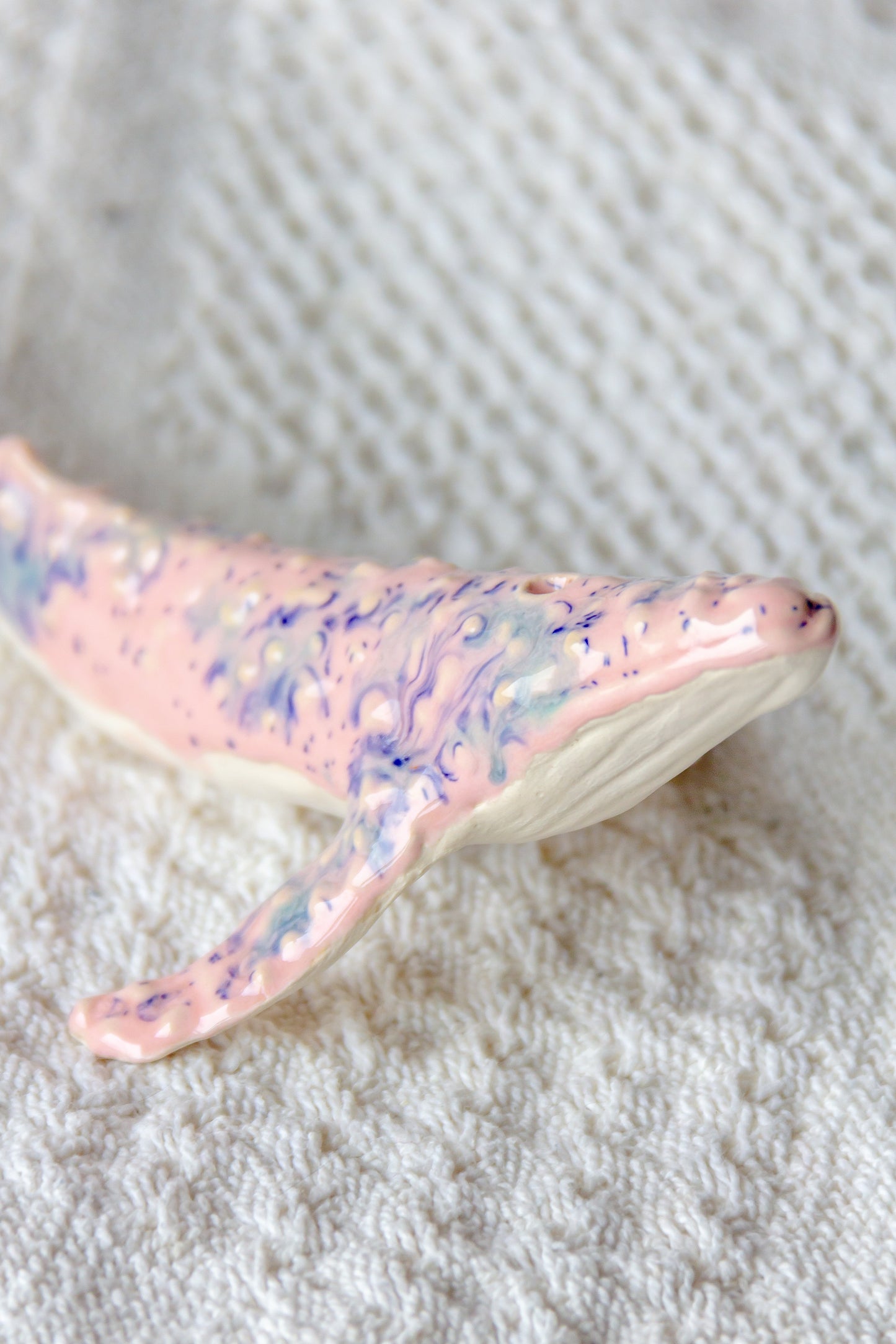 Wielorybek ceramiczny różowy