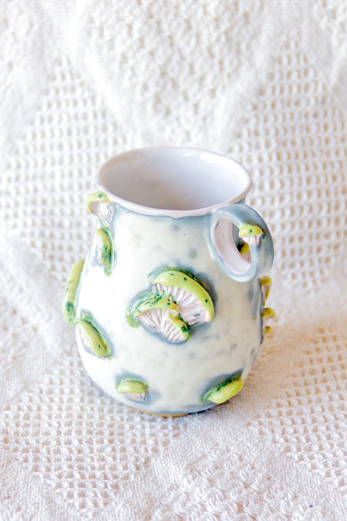 Kubek ceramiczny “Shrooms” żółto-szary