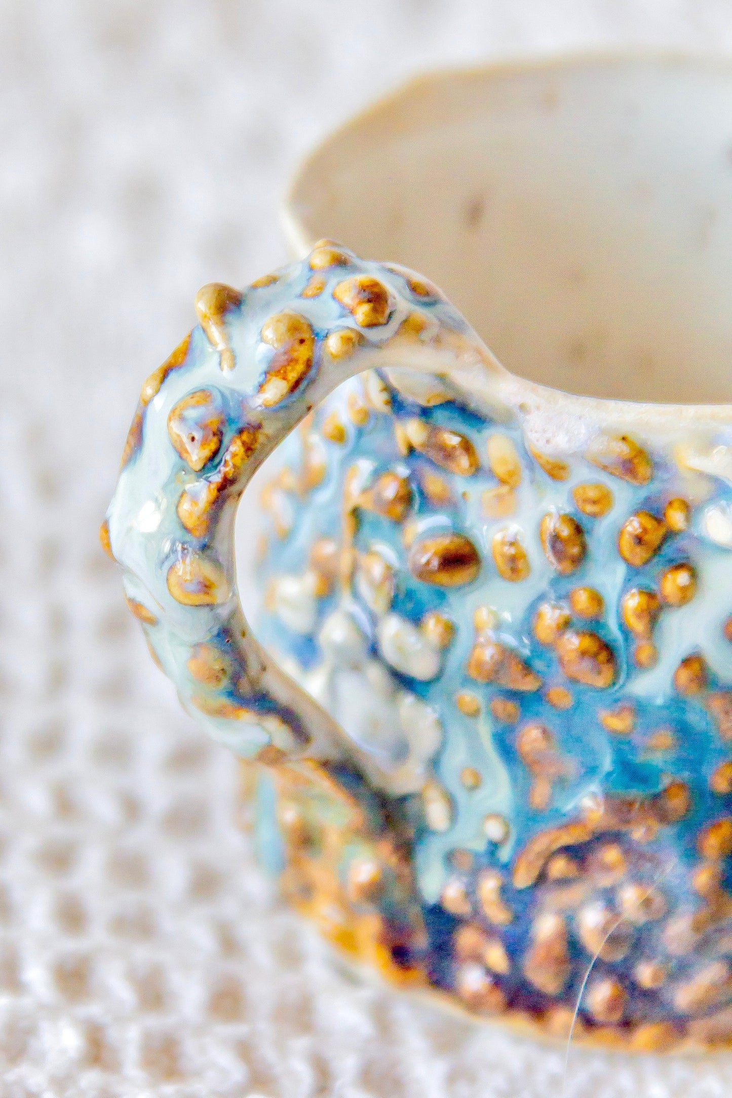 Filiżanka „Pox” do espresso ceramiczna niebiesko-brązowa