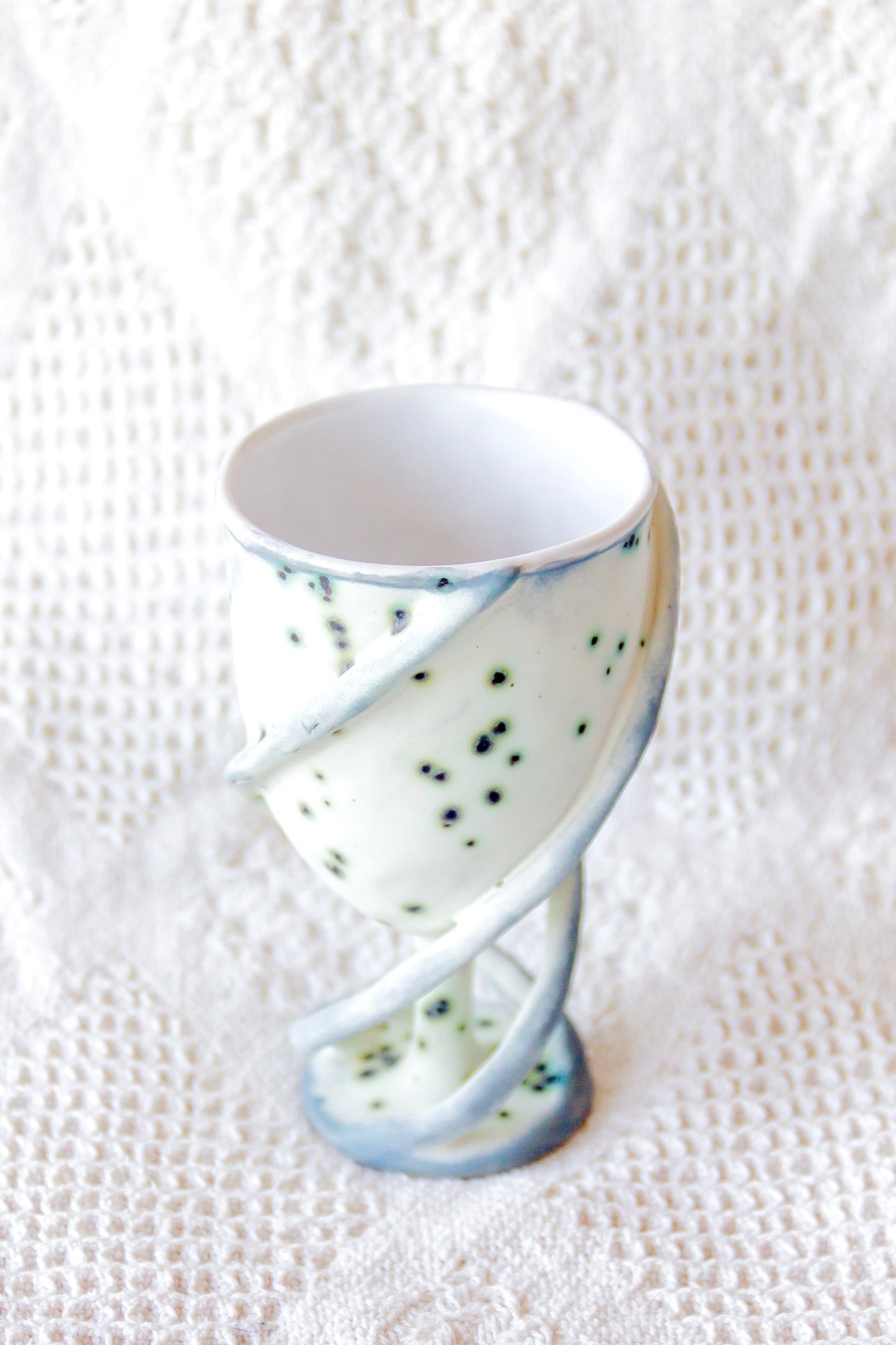 Puchar ceramiczny biało-turkusowy
