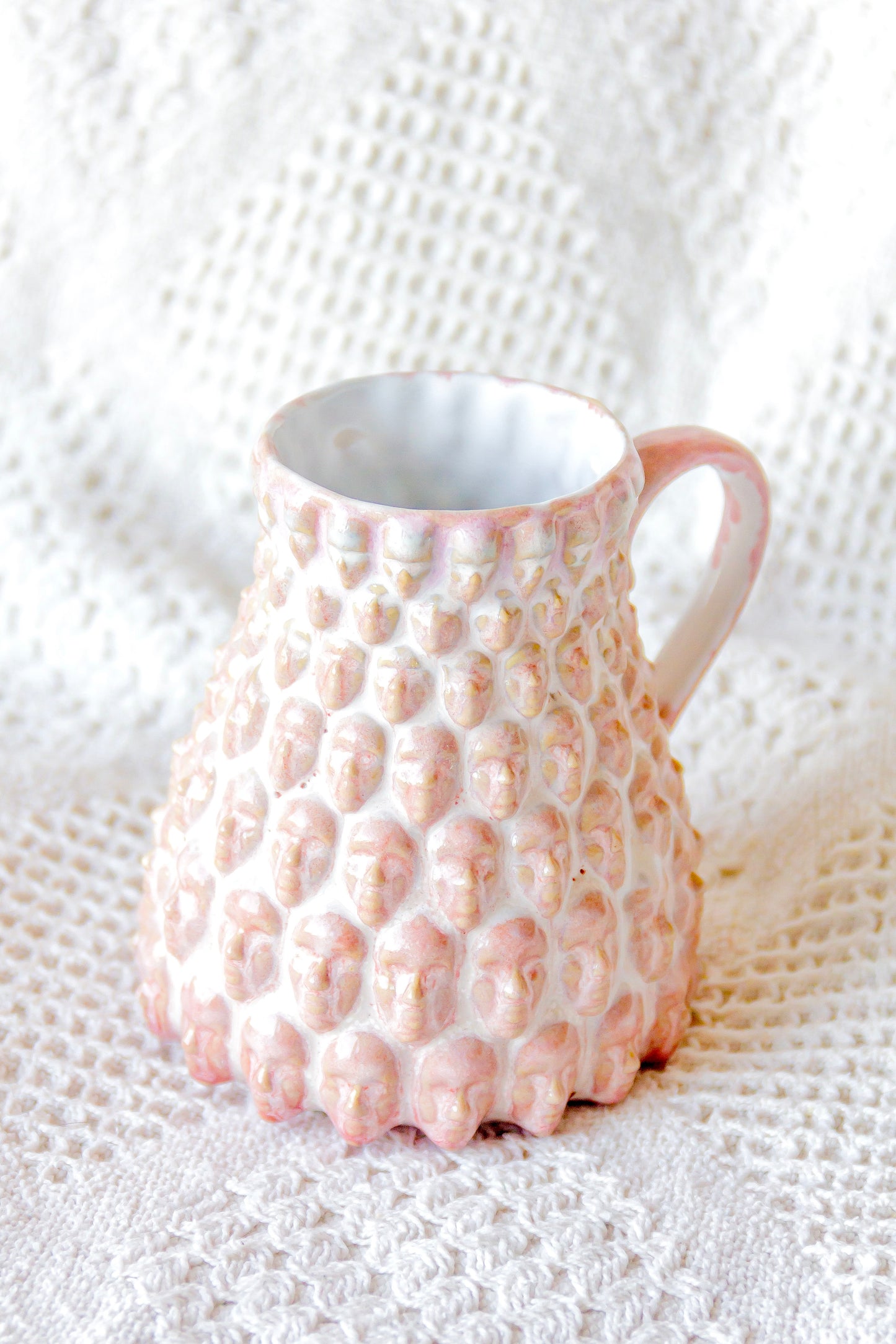 Kubek ceramiczny „Charlotte” biało-różowy