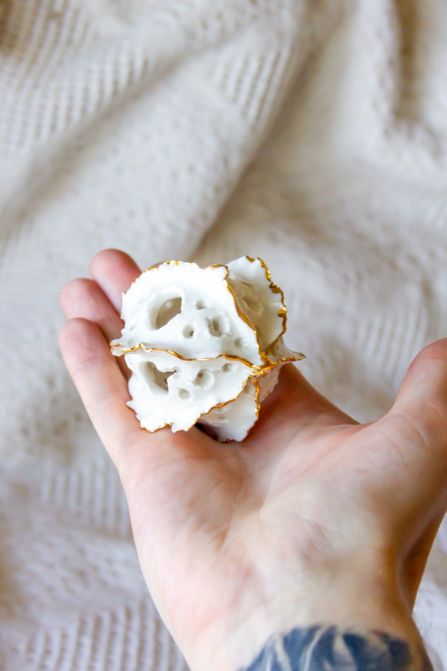 Rzezba dekoracyjna „Laminari” ze złoceniem