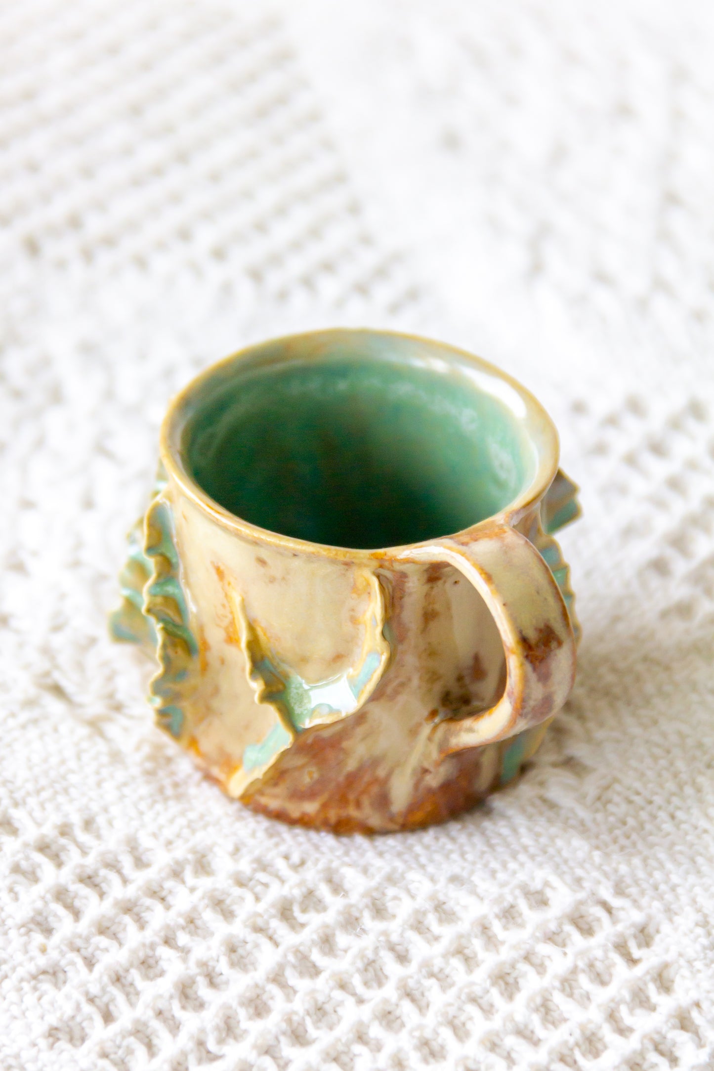 Filiżanka „Laminari” do espresso ceramiczna zielono-beżowa