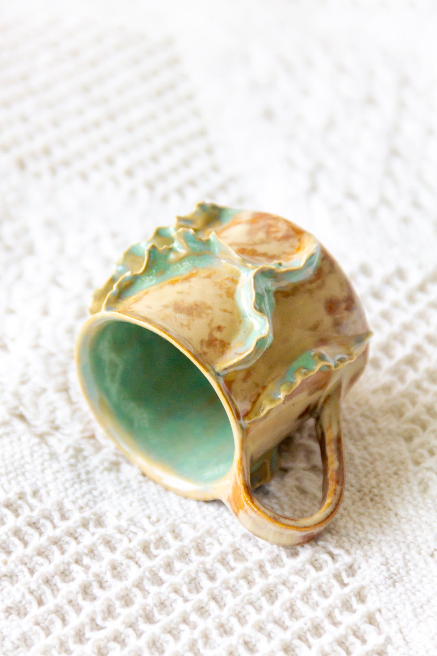 Filiżanka „Laminari” do espresso ceramiczna zielono-beżowa