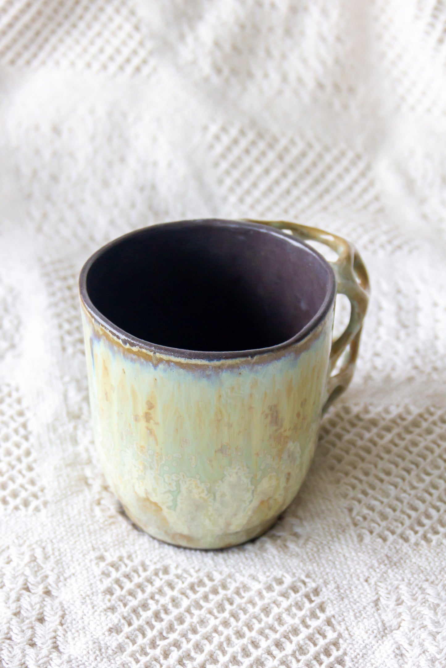 Kubek ceramiczny „Tripto” czarno-beżowy