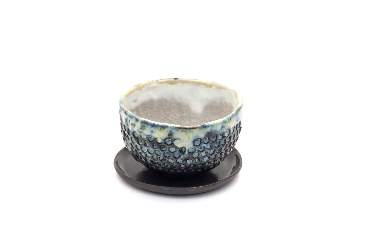 Miseczka ceramiczna w kolorze czarno-niebieskim ze spodkiem