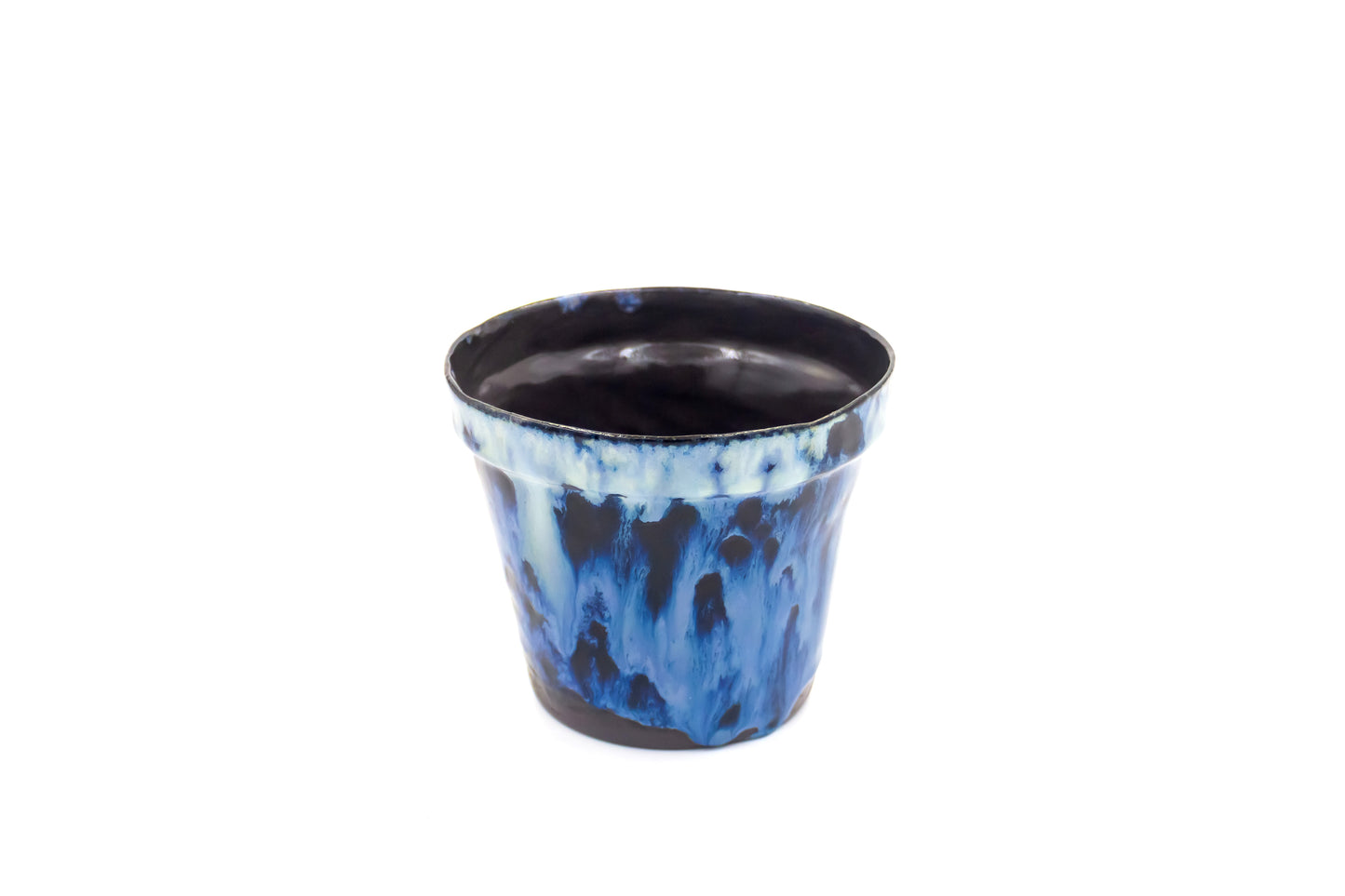 Mała osłonka ceramiczna w kolorze czarno-niebieskim