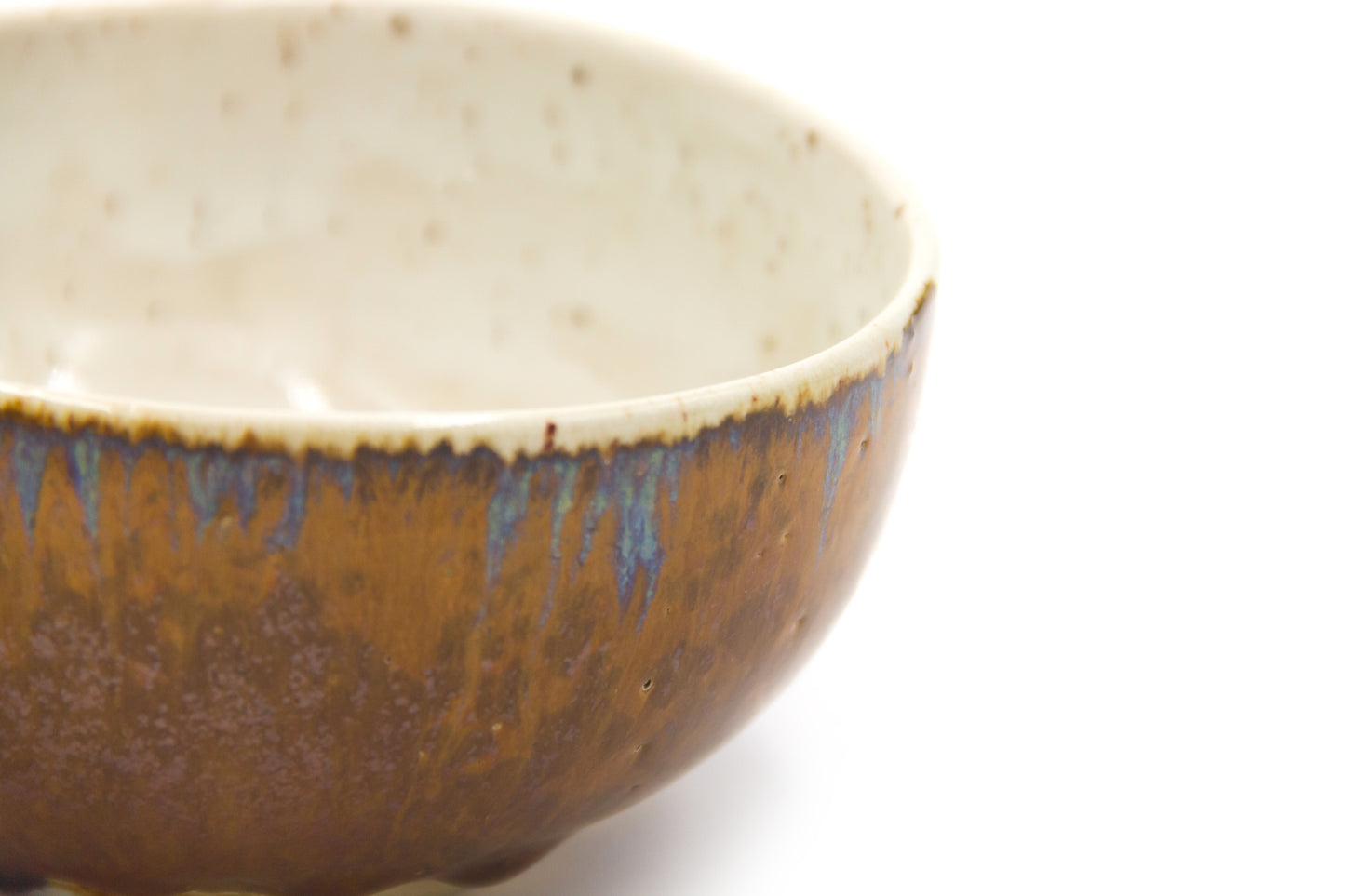 Miska ceramiczna w kolorze brązowo-beżowym