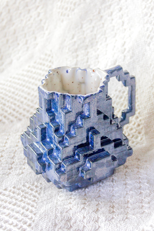 Kubek ceramiczny «8-Bit» czarno-granatowy