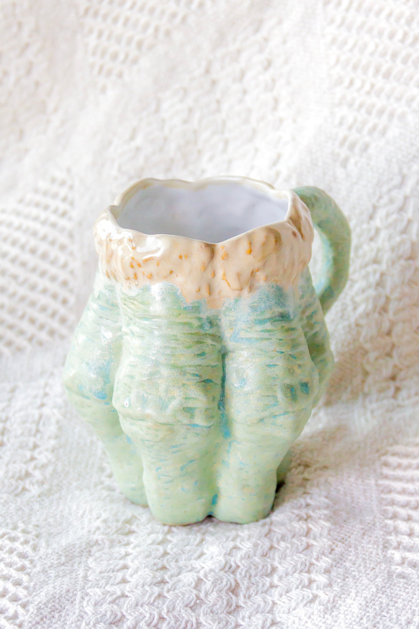 Kubek ceramiczny “Luko” zielono-beżowy