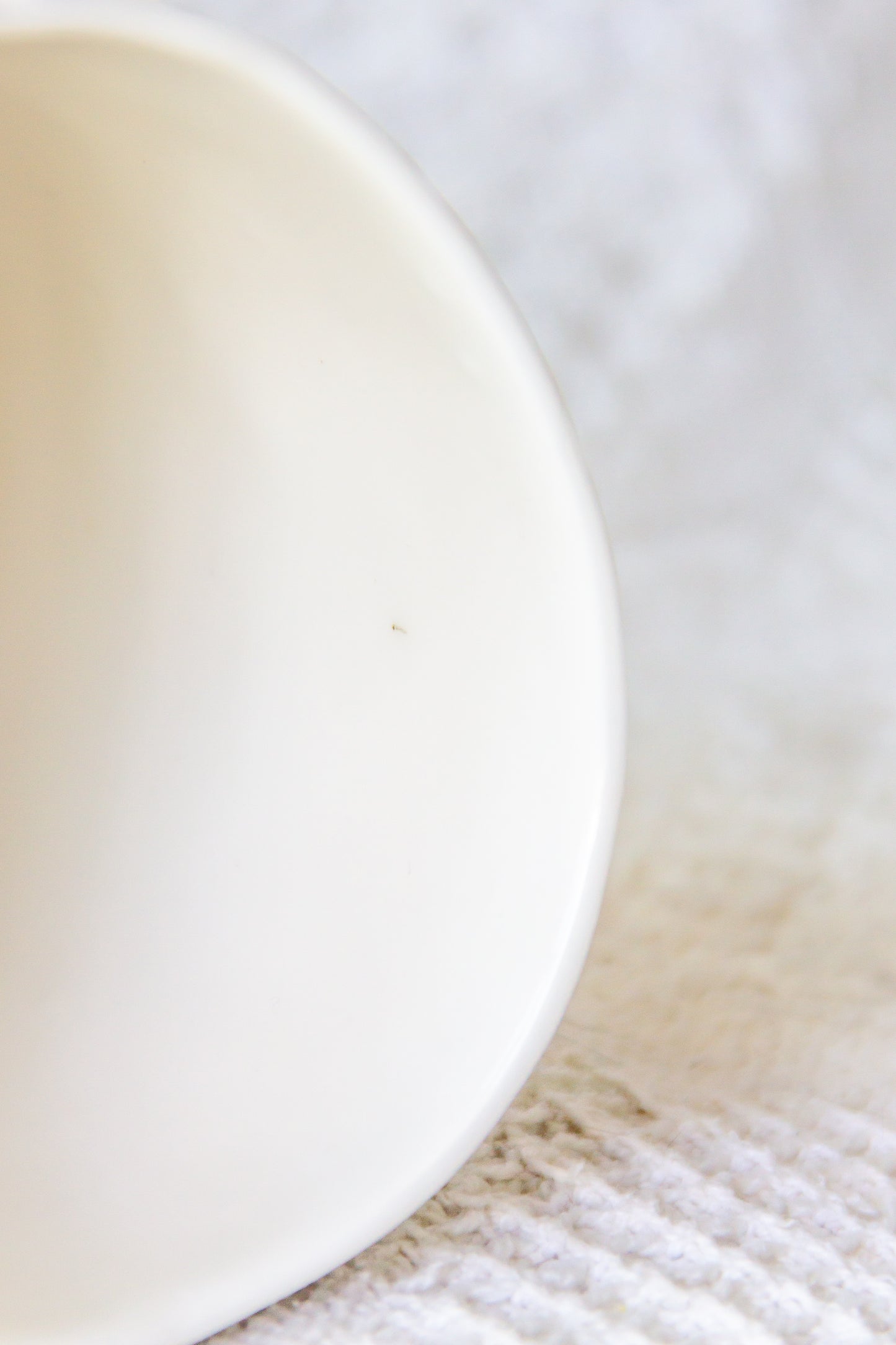 Mug en porcelaine plaqué or