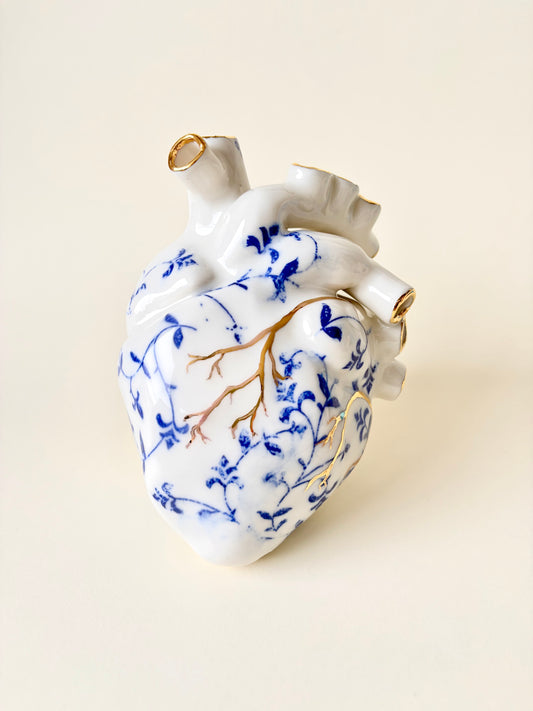 Serce porcelanowe wazonik ze złoceniem