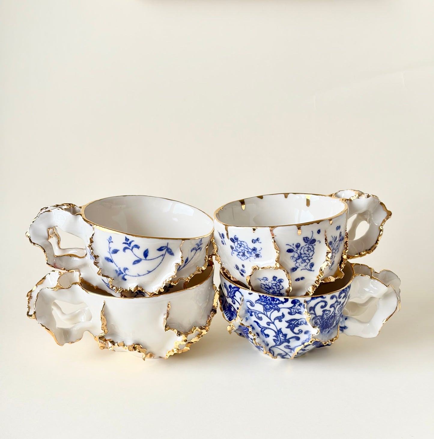 Filiżanka „Laminari” porcelanowa ze złoceniem