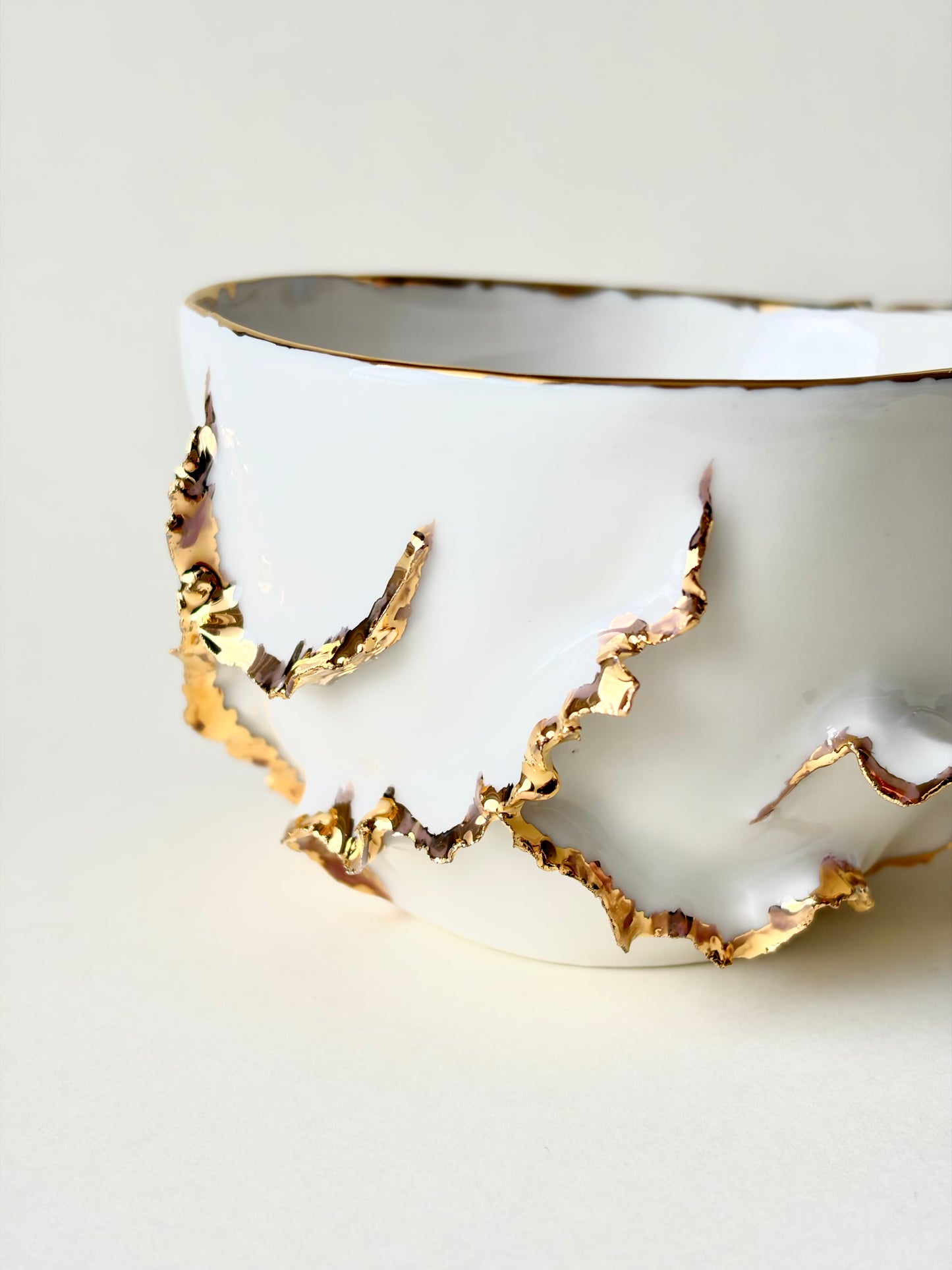 Filiżanka „Laminari” porcelanowa ze złoceniem