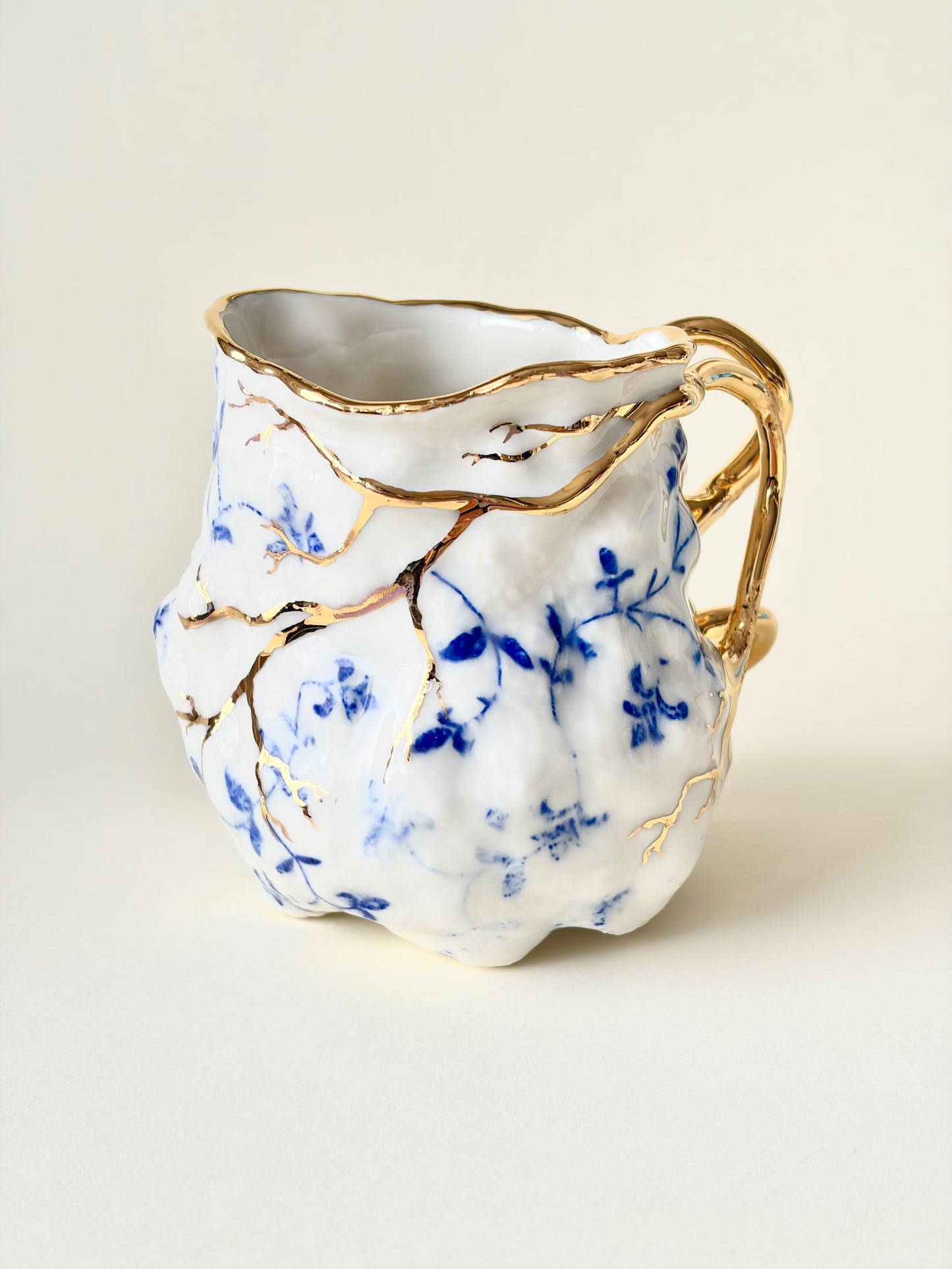 Kubek porcelanowy “Couroupita”