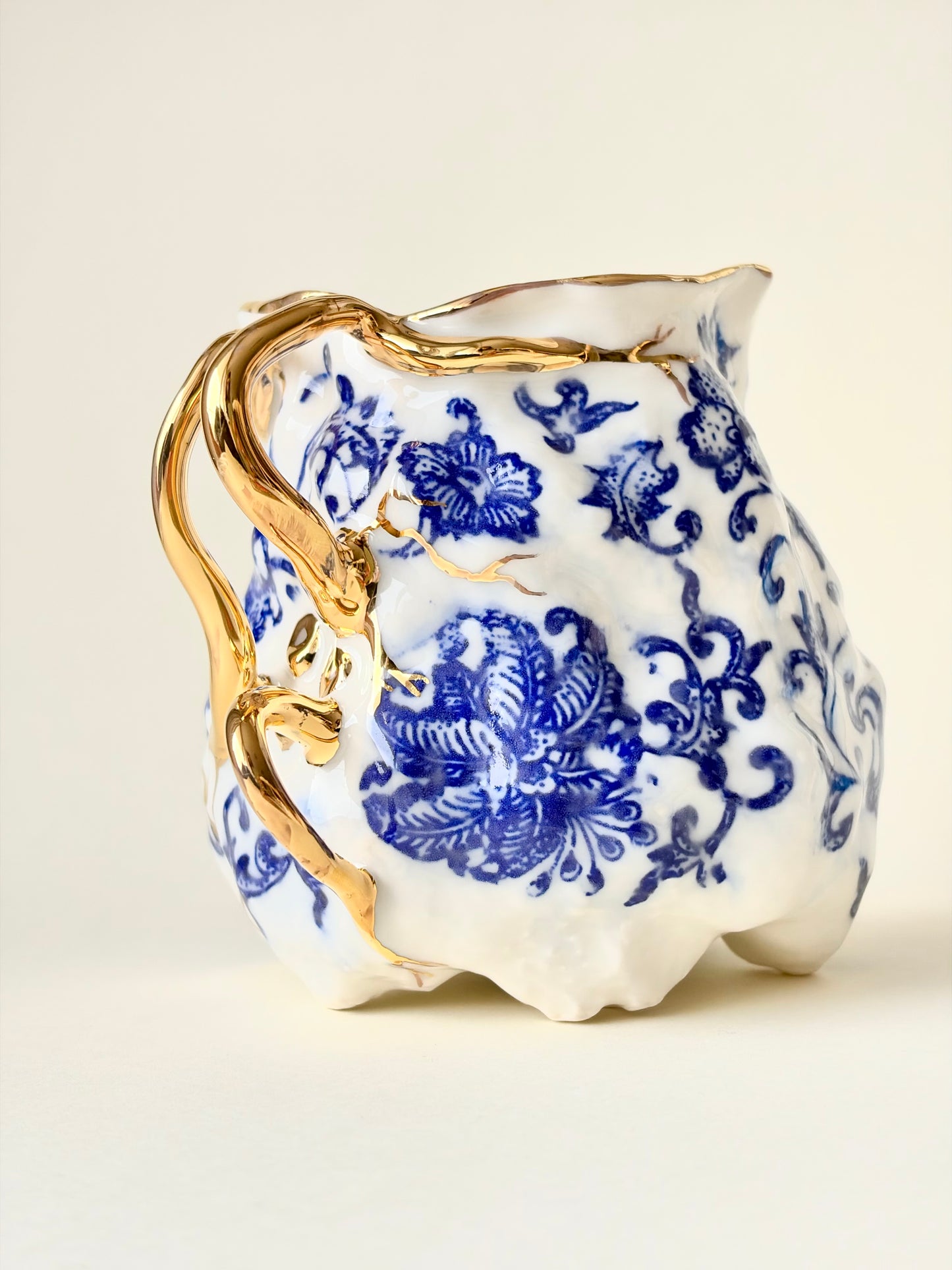 Kubek porcelanowy “Couroupita”