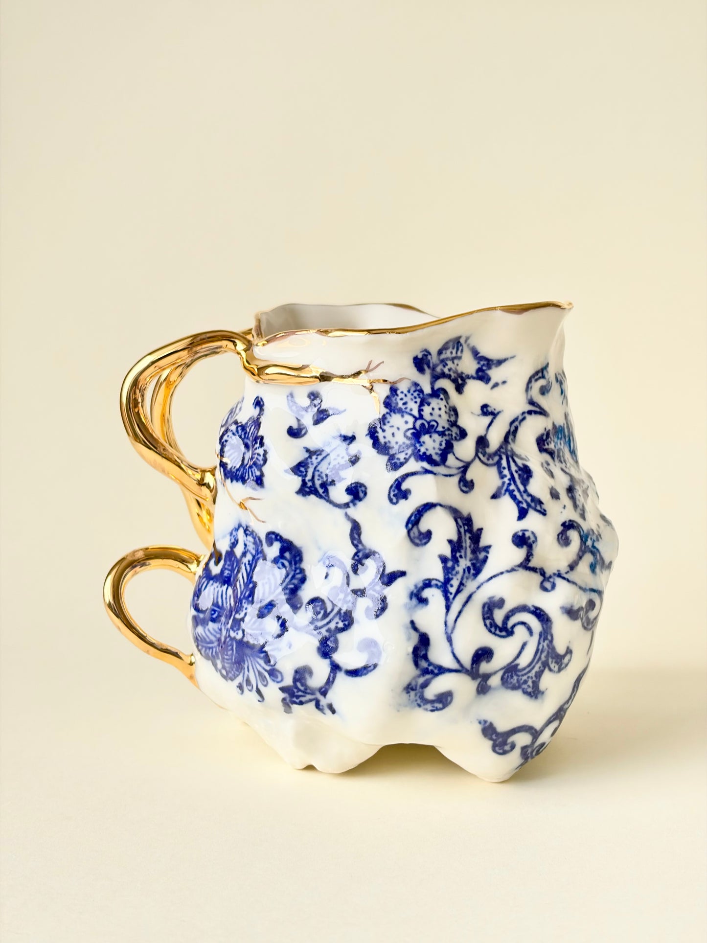 Kubek porcelanowy “Couroupita”