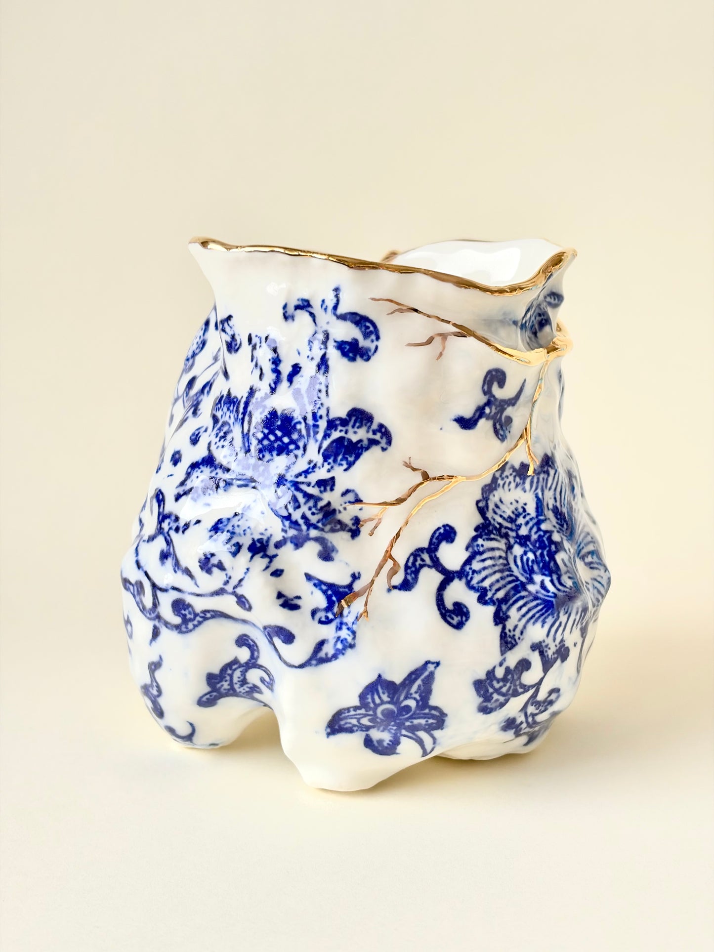 Kubek porcelanowy “Couroupita”