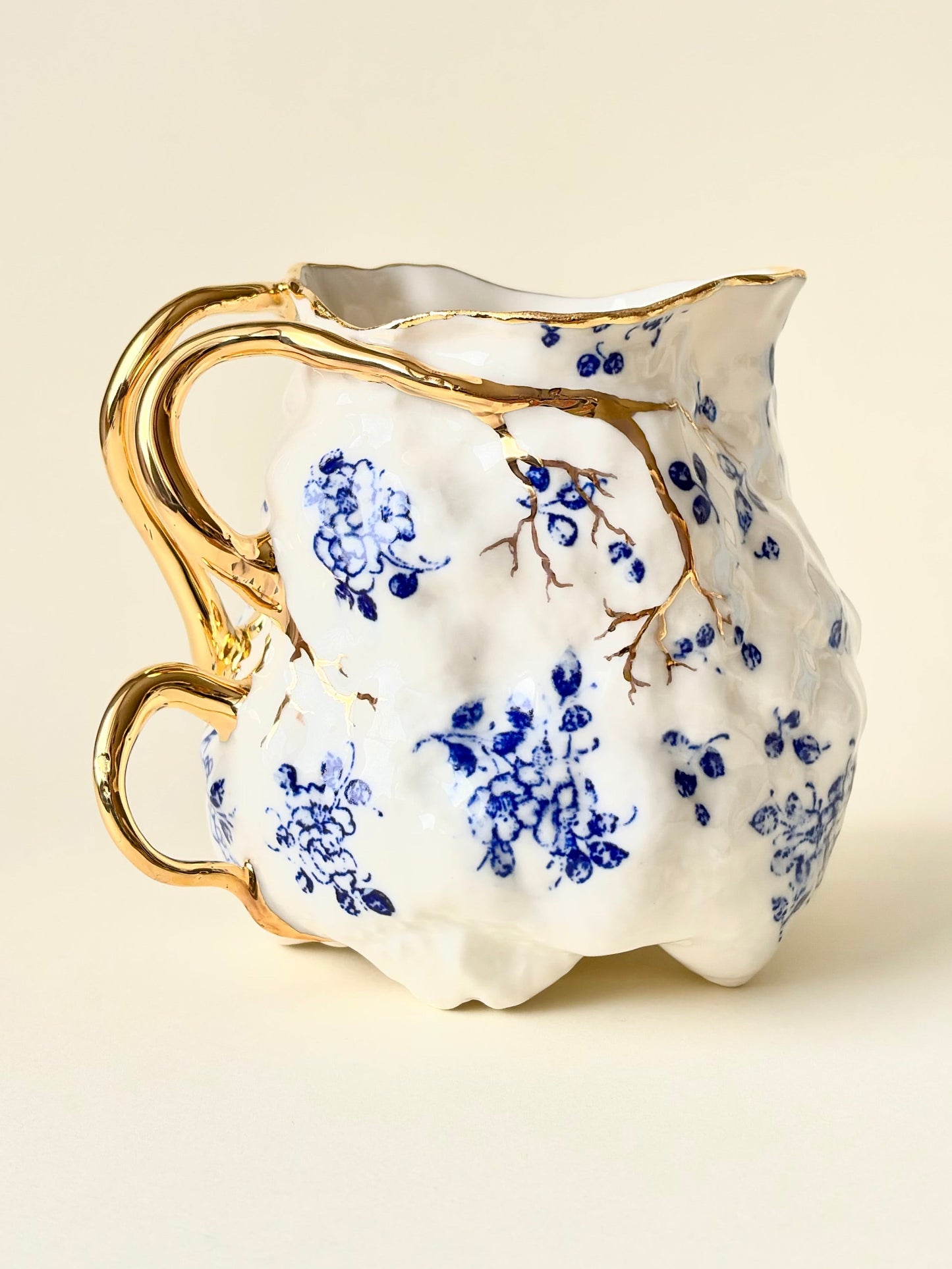 Kubek porcelanowy “Couroupita”