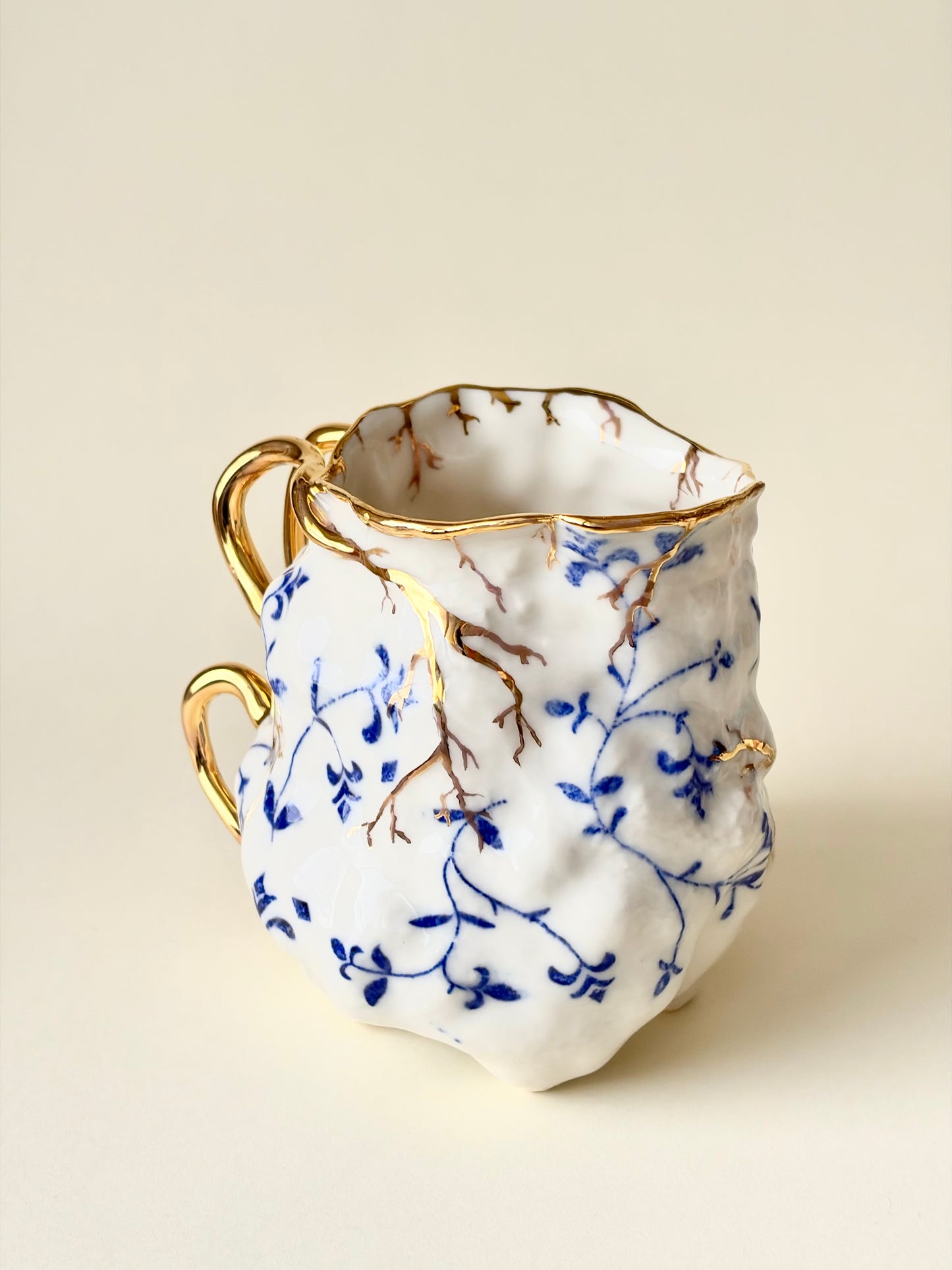 Kubek porcelanowy “Couroupita”