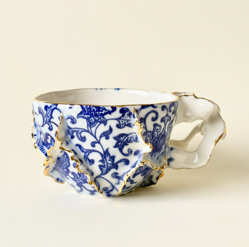 Filiżanka „Laminari” porcelanowa ze złoceniem