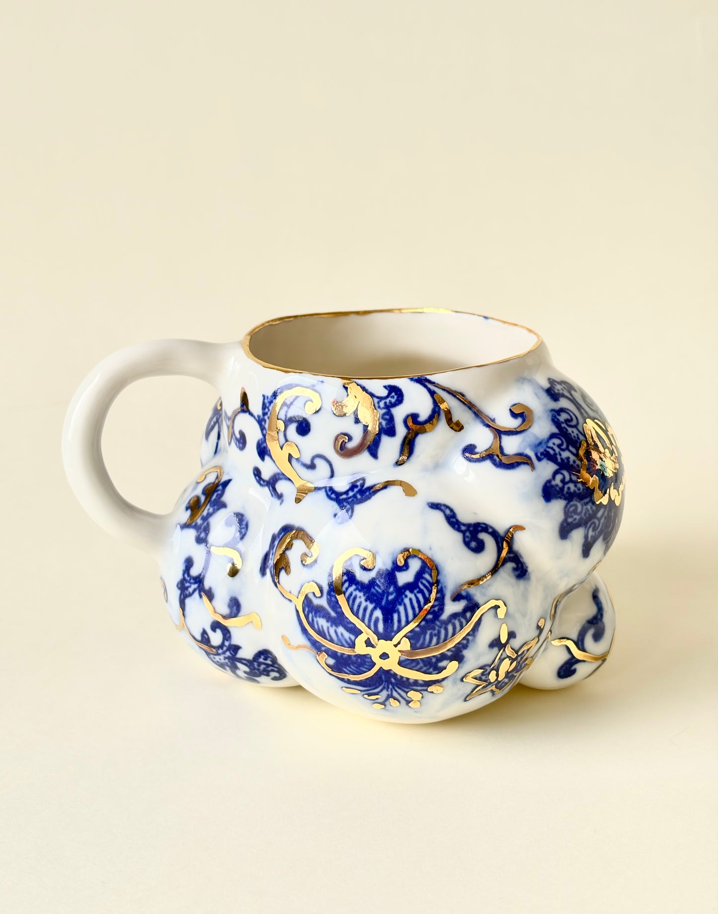 Kubek porcelanowy “Bubbles 3”