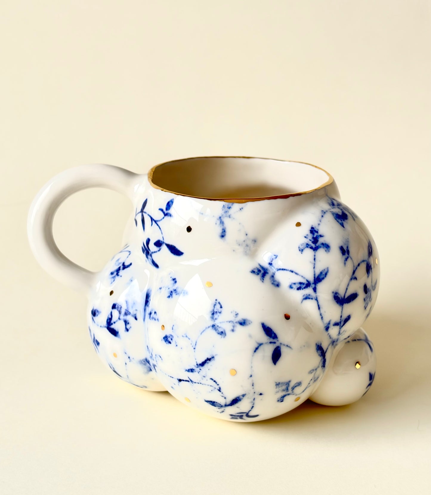 Kubek porcelanowy “Bubbles 3”