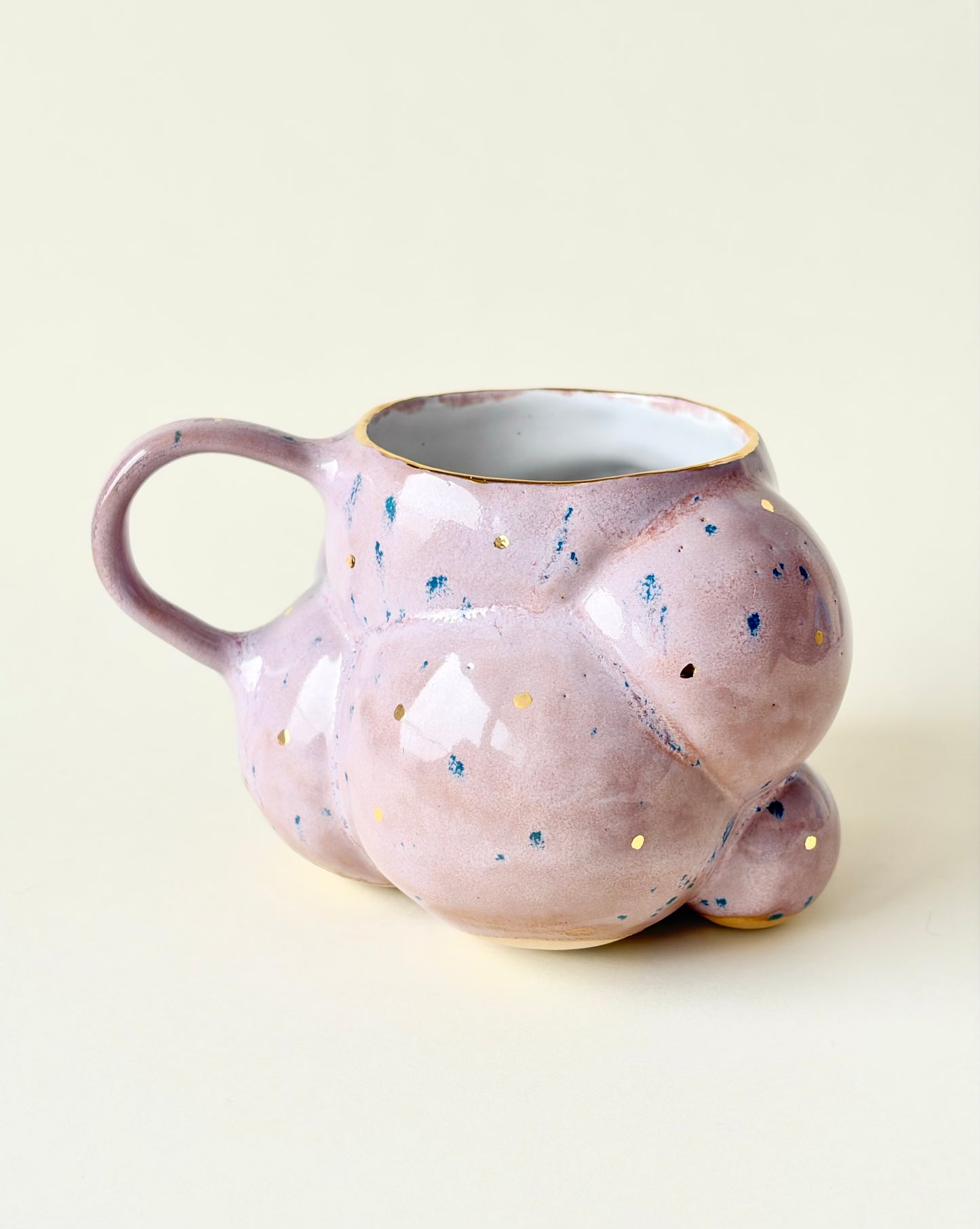 Kubek ceramiczny “Bubbles 3” lawendowy