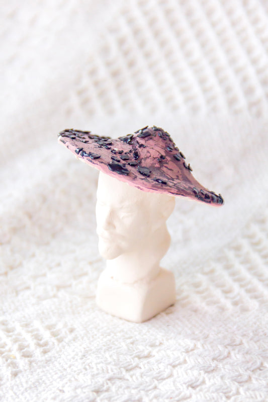 Lenin grzyb różowo-czarny, rzeźba ceramiczna mini