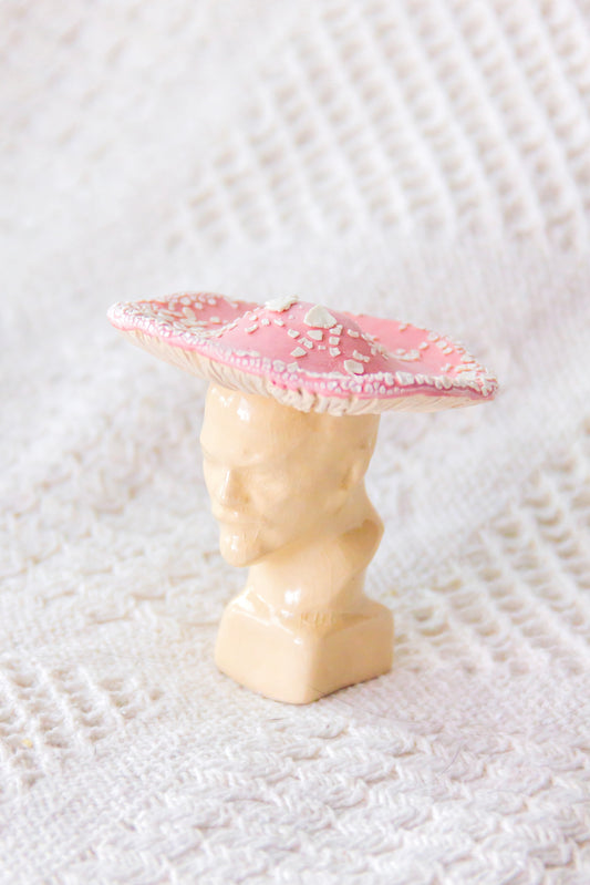 Lenin grzyb różowo-beżowy, rzeźba ceramiczna mini