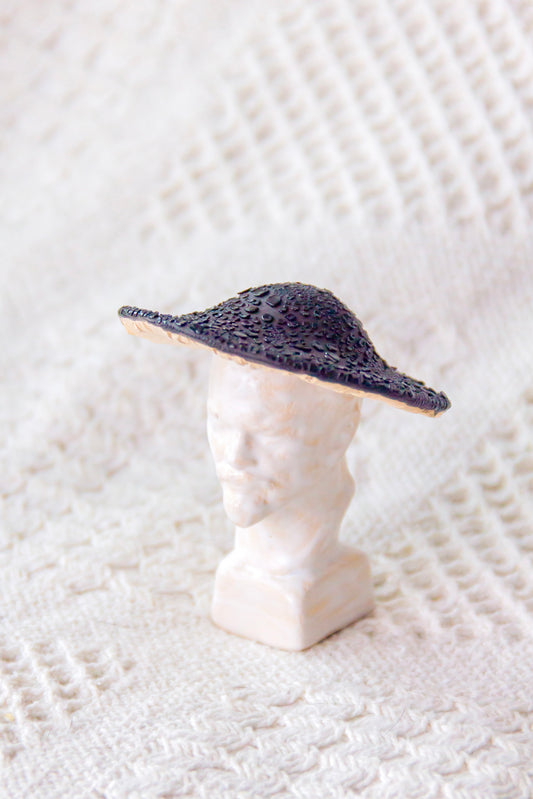 Lenin grzyb czarno-biały, rzeźba ceramiczna mini
