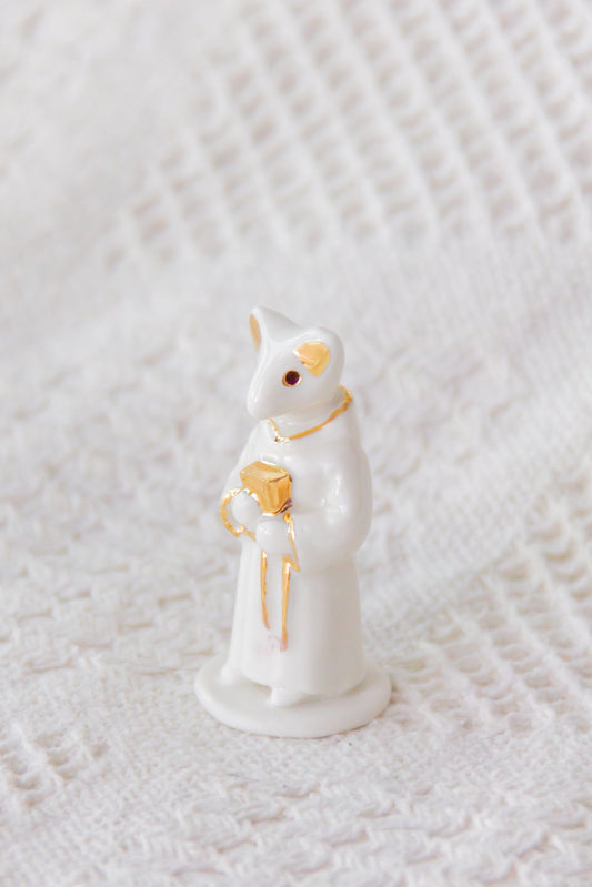 Werling mnich, rzeźba porcelanowa ze złoceniem