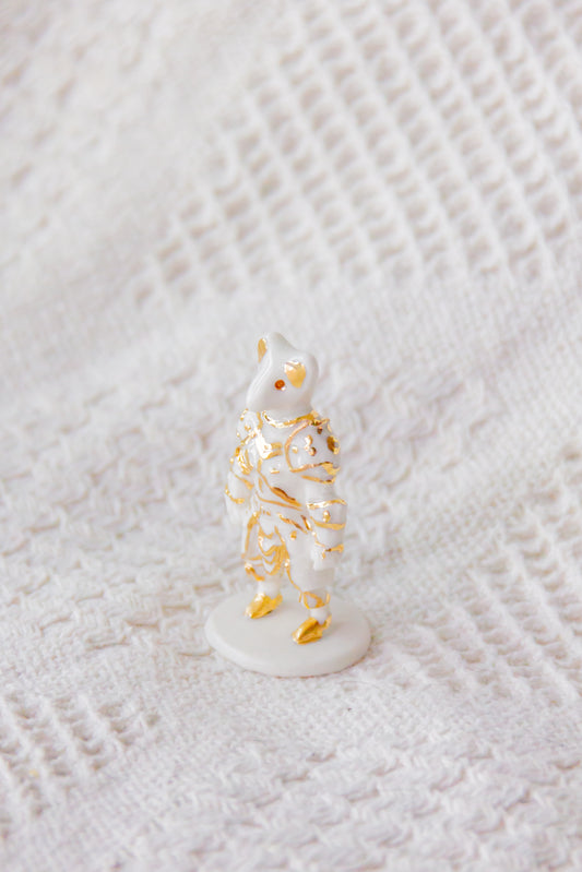 Werling rycerz, rzeźba porcelanowa ze złoceniem