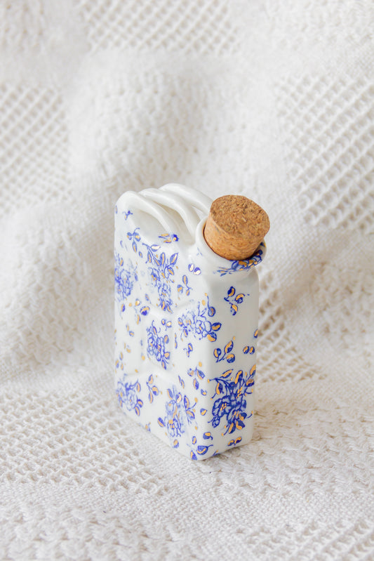 Porcelanowa piersiówka kanister ze złoceniem