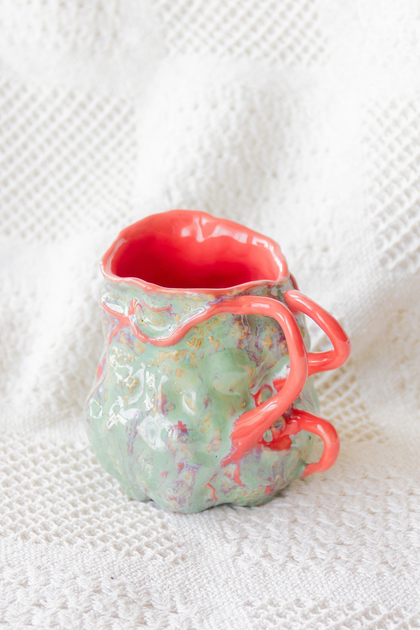 Kubek ceramiczny “Couroupita” turkusowo-malinowy