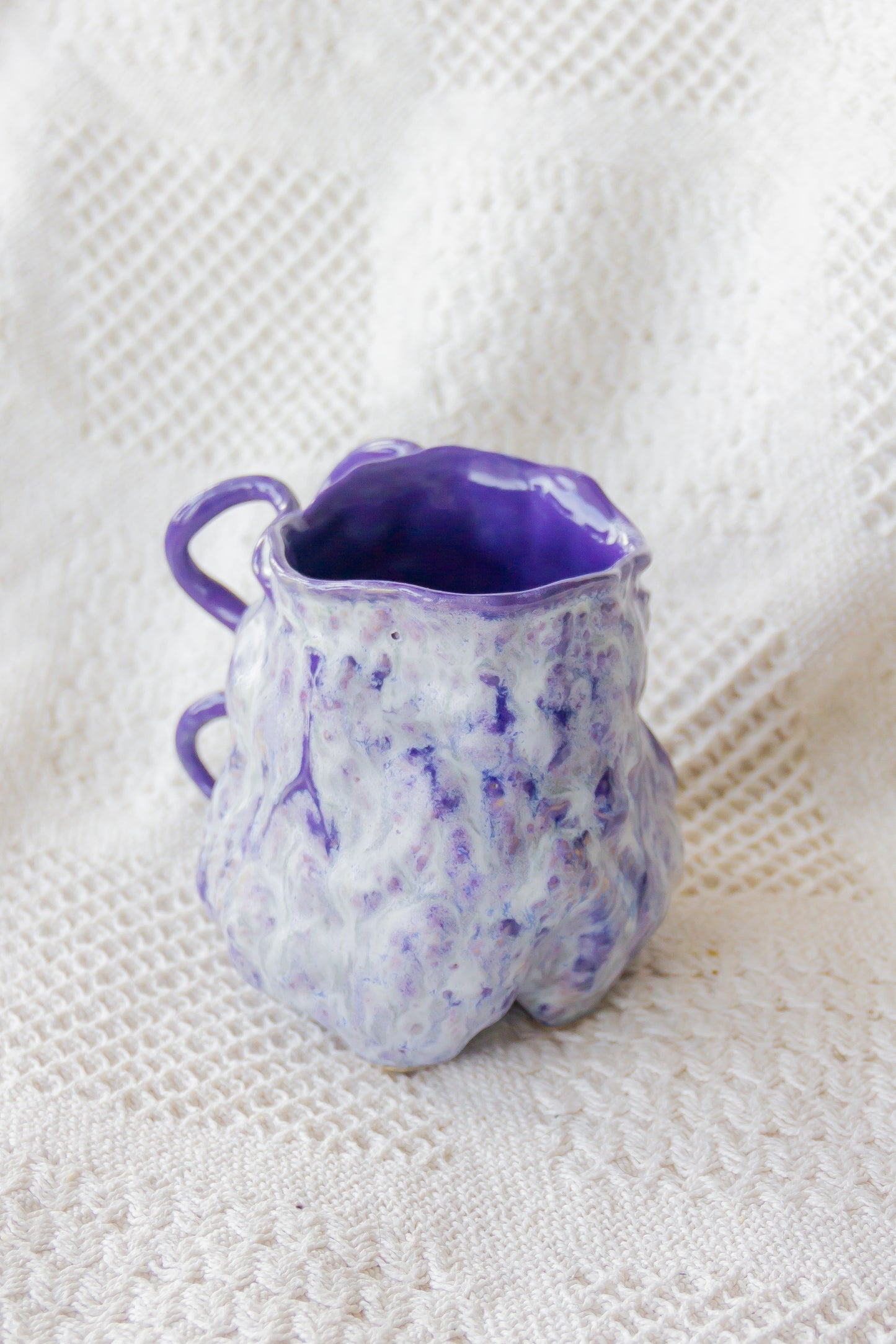 Kubek ceramiczny “Couroupita” szaro-fioletowy