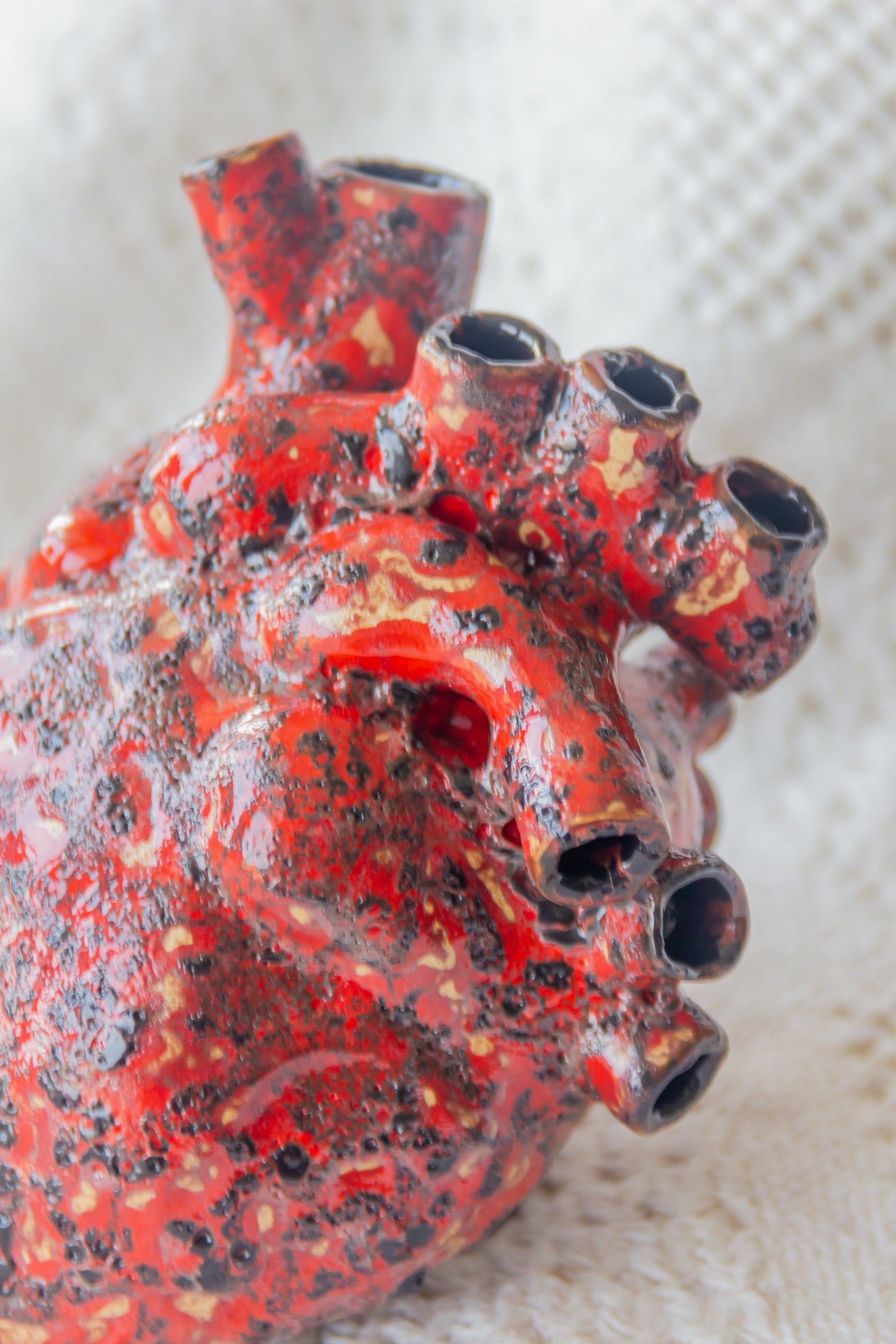 Serce ceramiczne czerwono-czarne