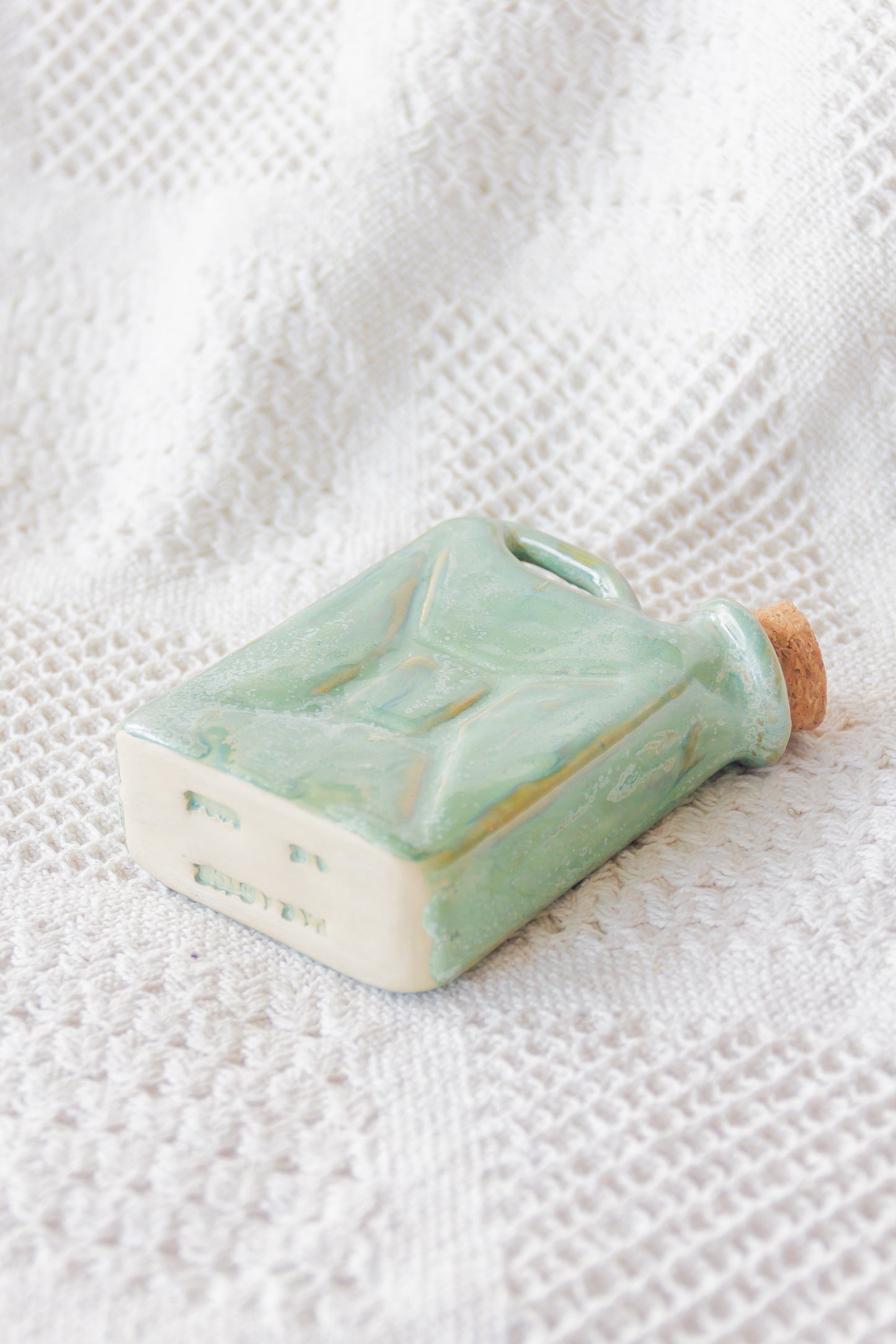 Ceramiczna piersiówka kanister zielona