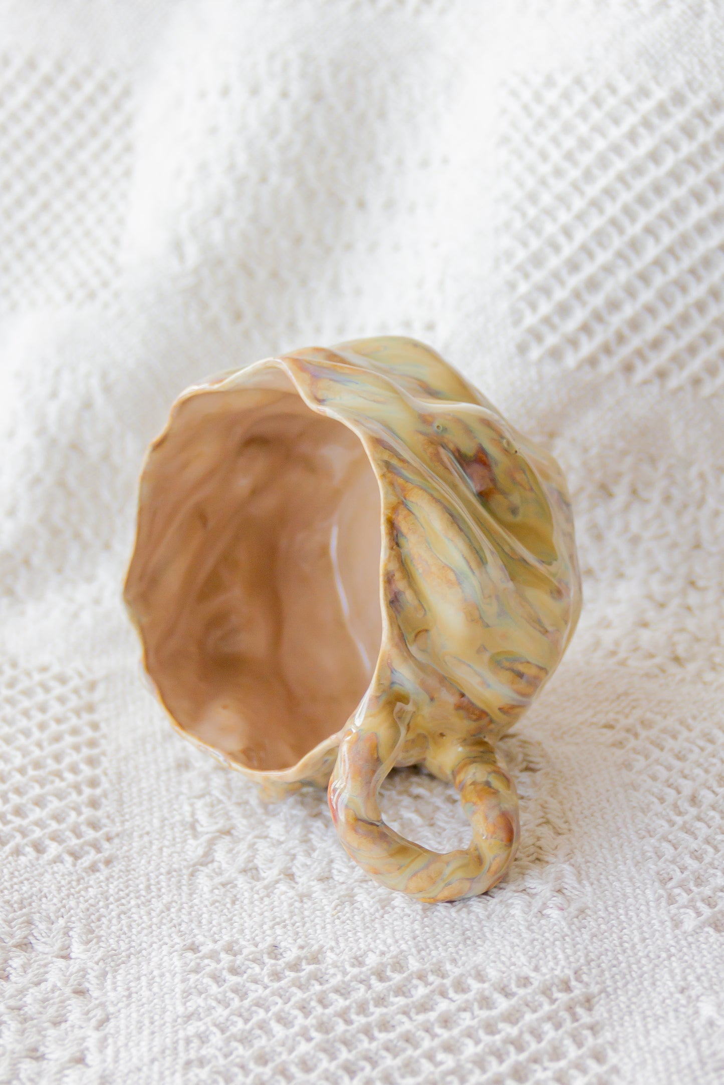 Kubek ceramiczny „Wave” piaskowo-beżowy