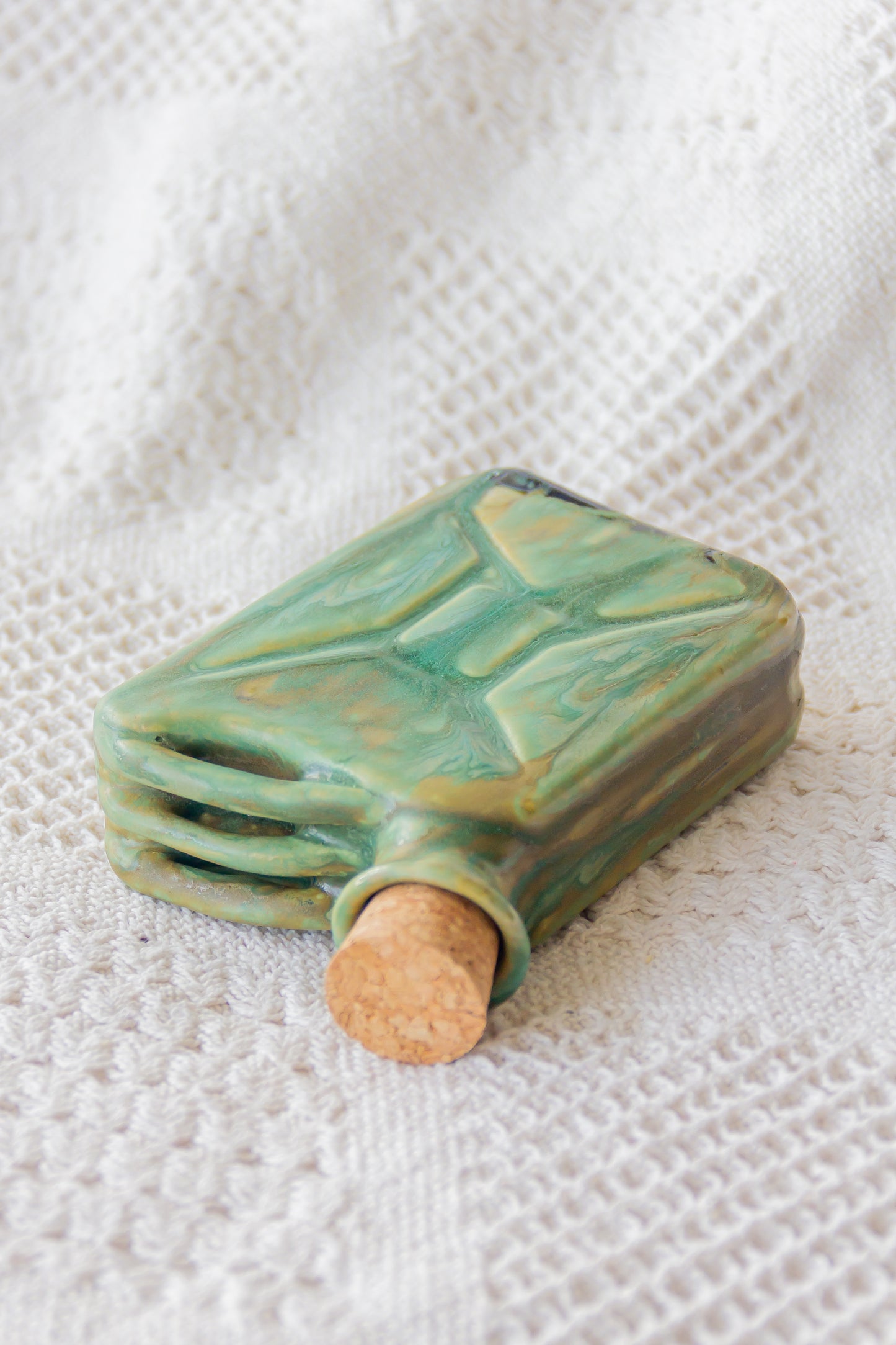 Ceramiczna piersiówka kanister zielona