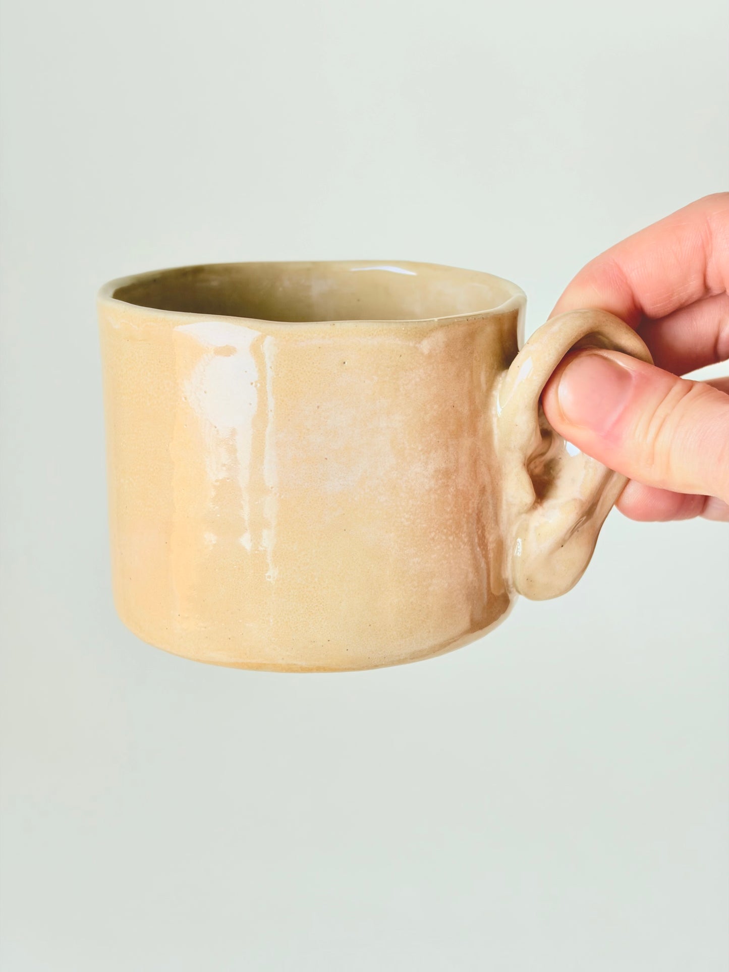 Kubek ceramiczny z Uchem