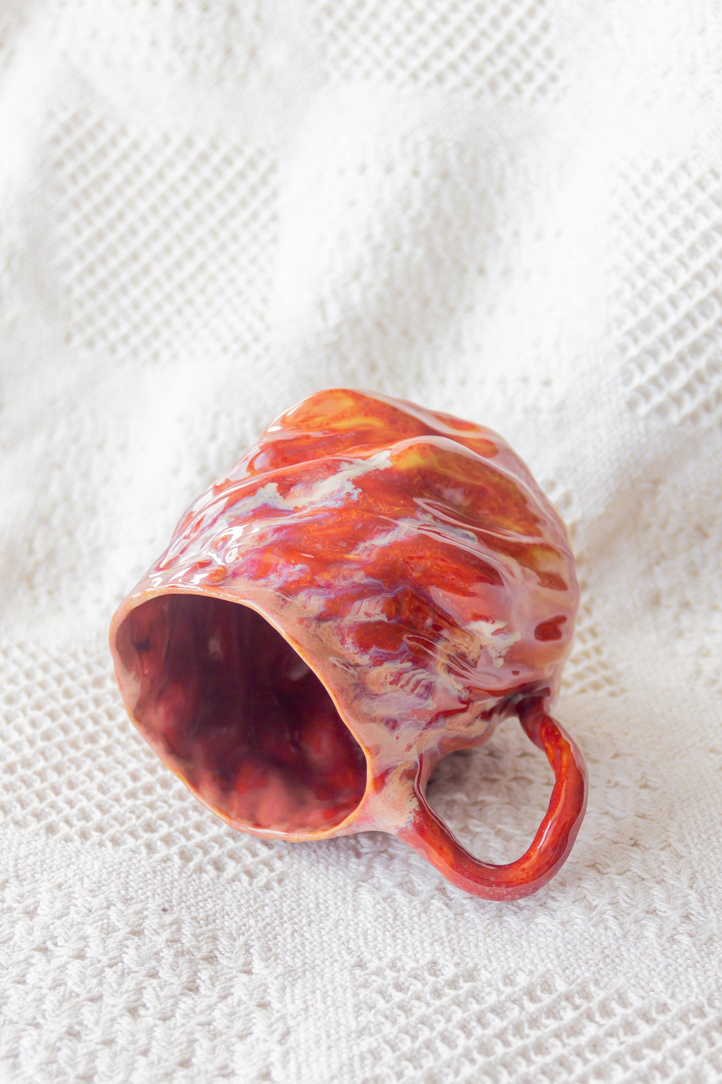 Kubek ceramiczny „Wave” czerwono-pomarańczowy