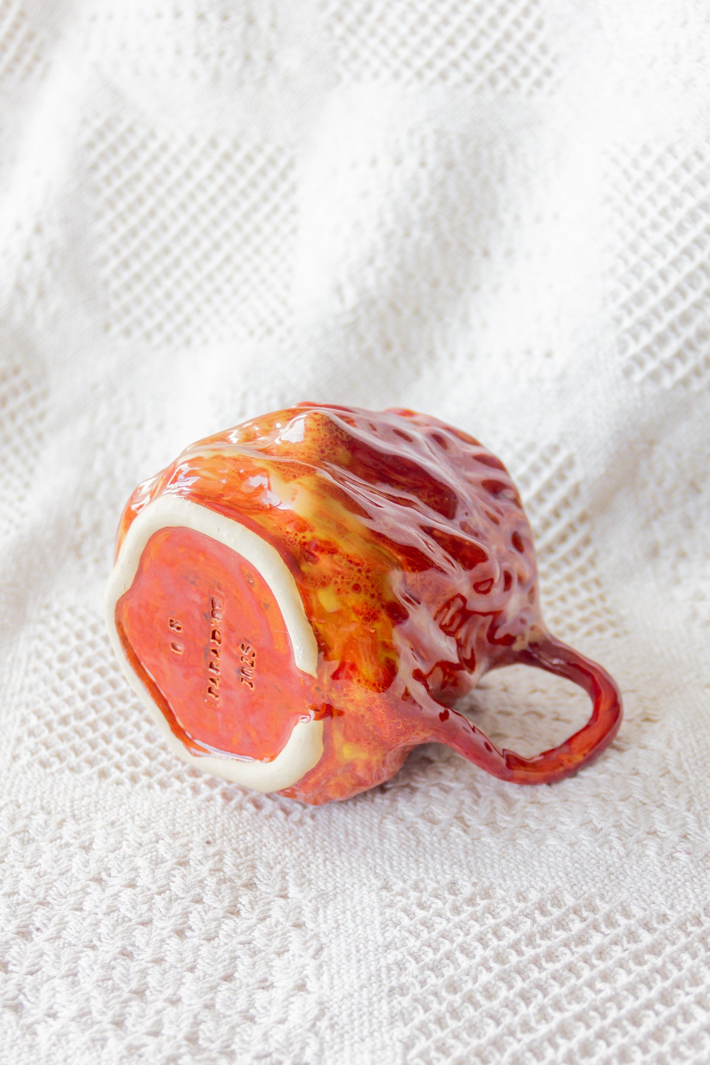 Kubek ceramiczny „Wave” czerwono-pomarańczowy