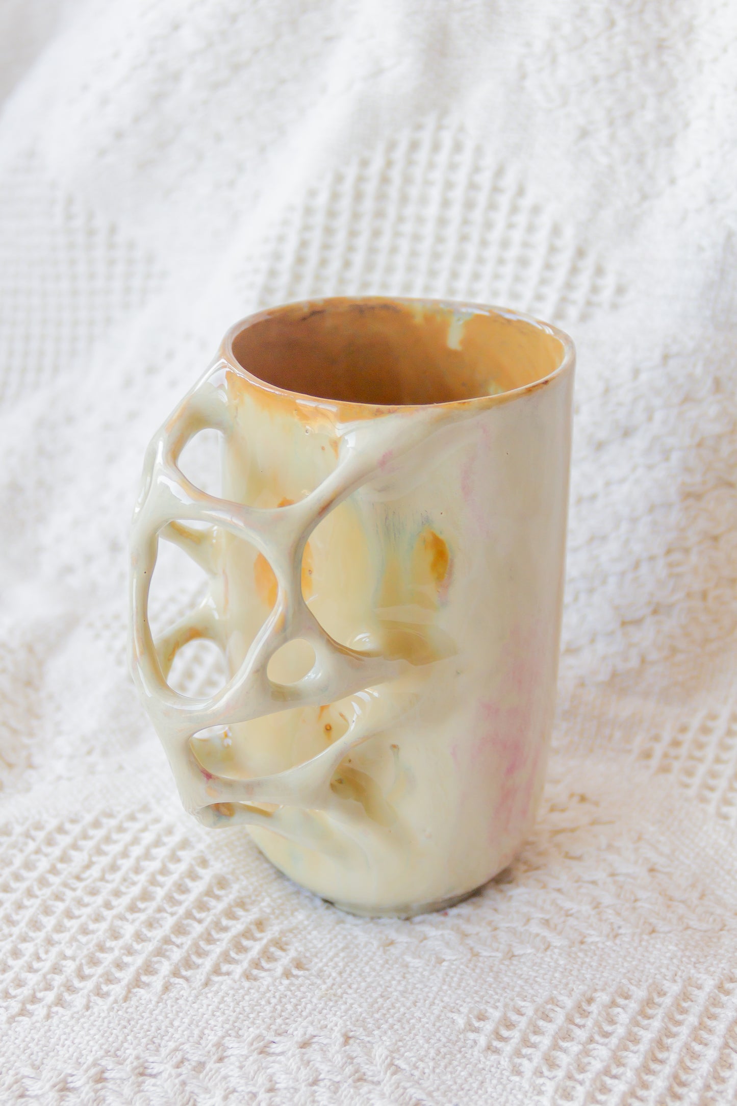 Kubek ceramiczny “Tripto” brązowo-beżowy