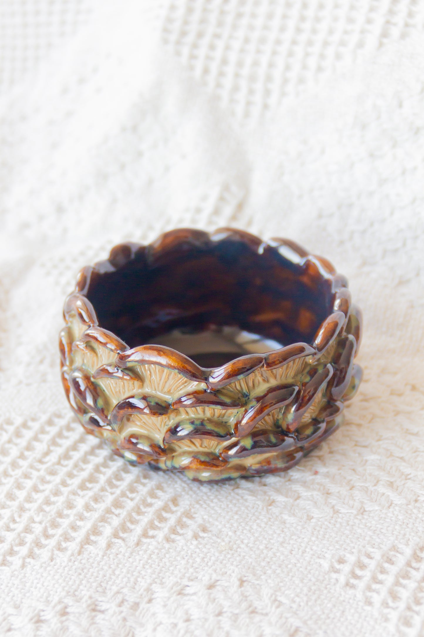 Miseczka ceramiczna “Shrooms” beżowo-brązowa