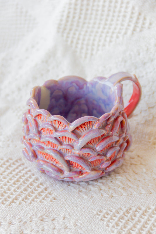 Kubek ceramiczny “Shrooms” różowo-fioletowy