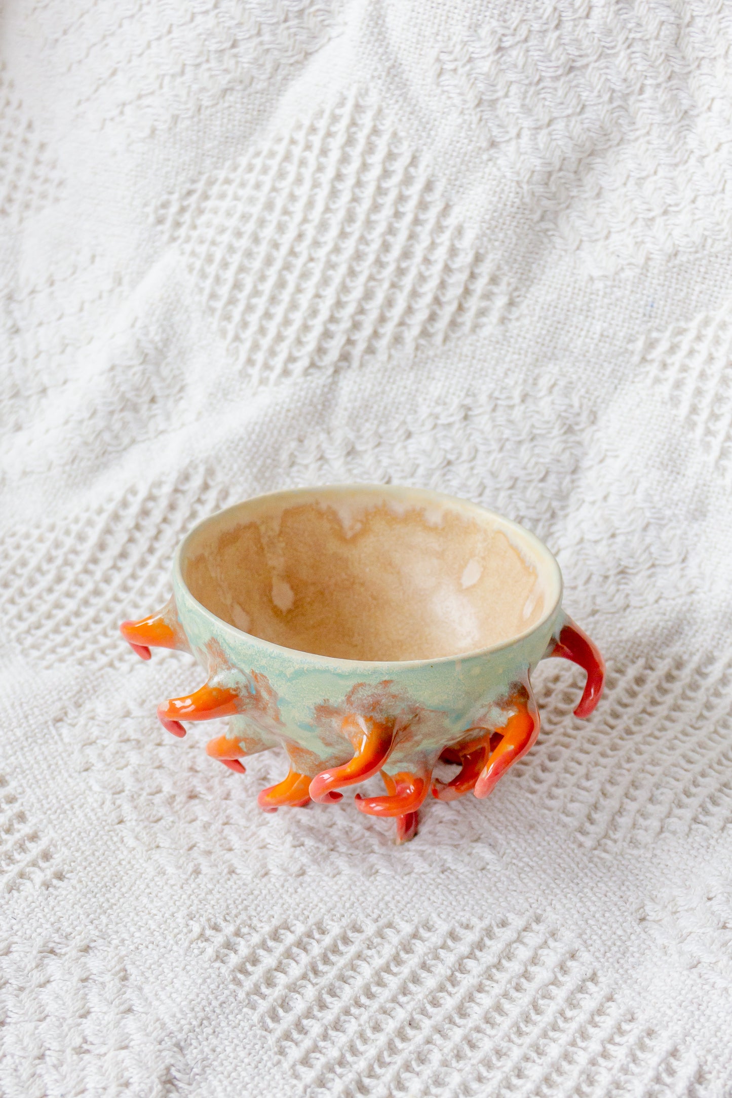 Miska ceramiczna “Opuncja” piaskowo-malinowa