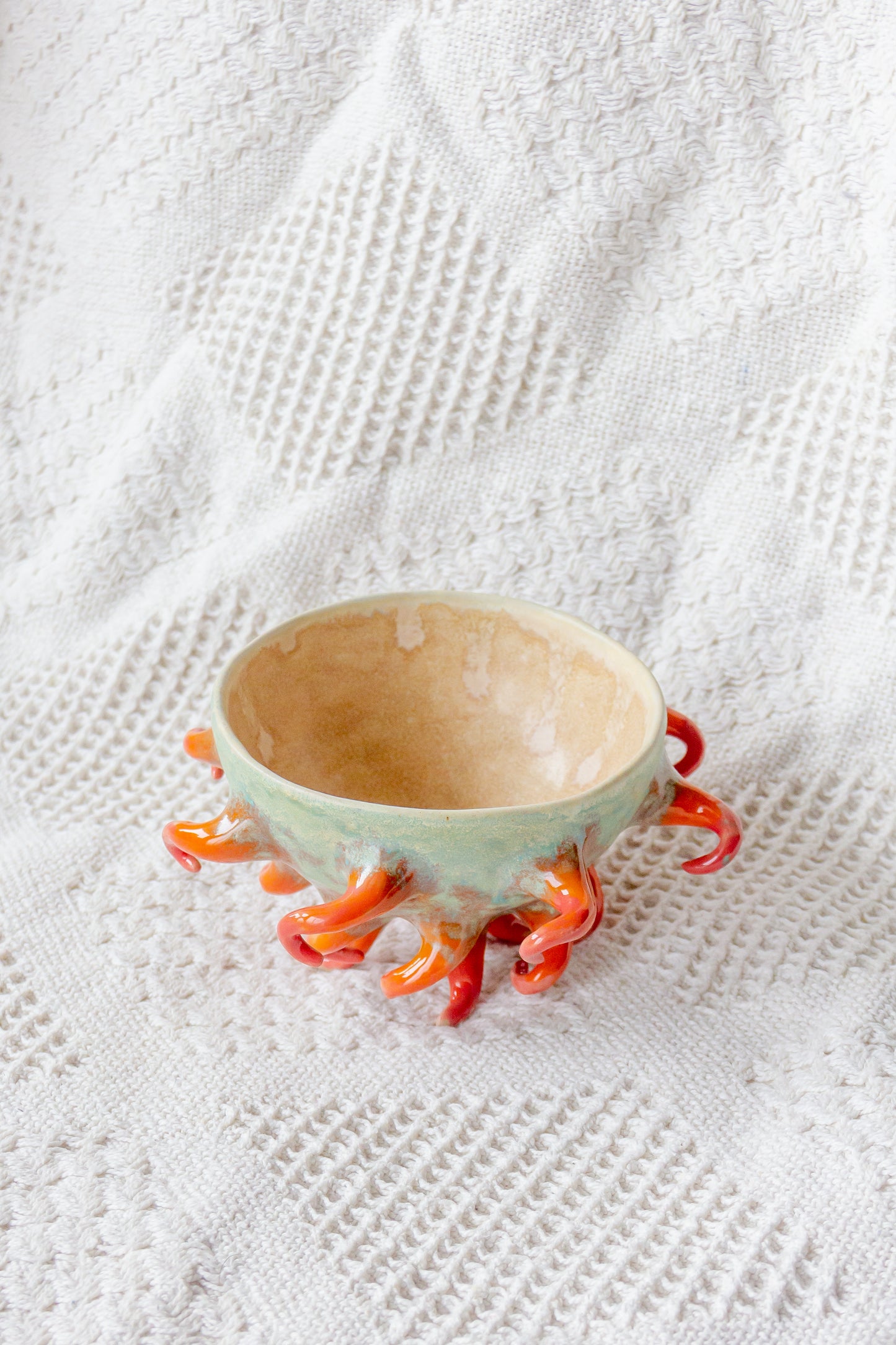 Miska ceramiczna “Opuncja” piaskowo-malinowa