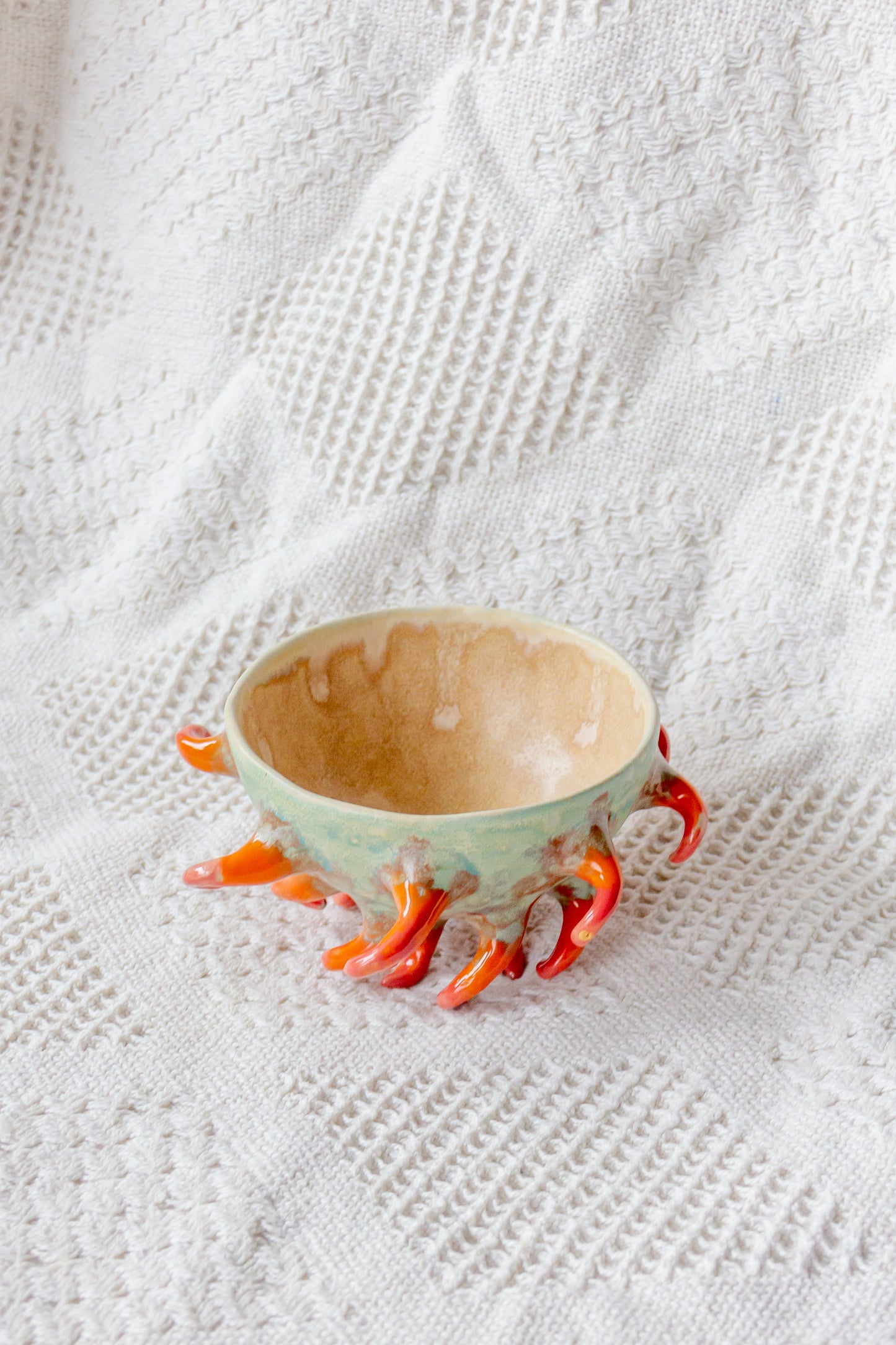 Miska ceramiczna “Opuncja” piaskowo-malinowa